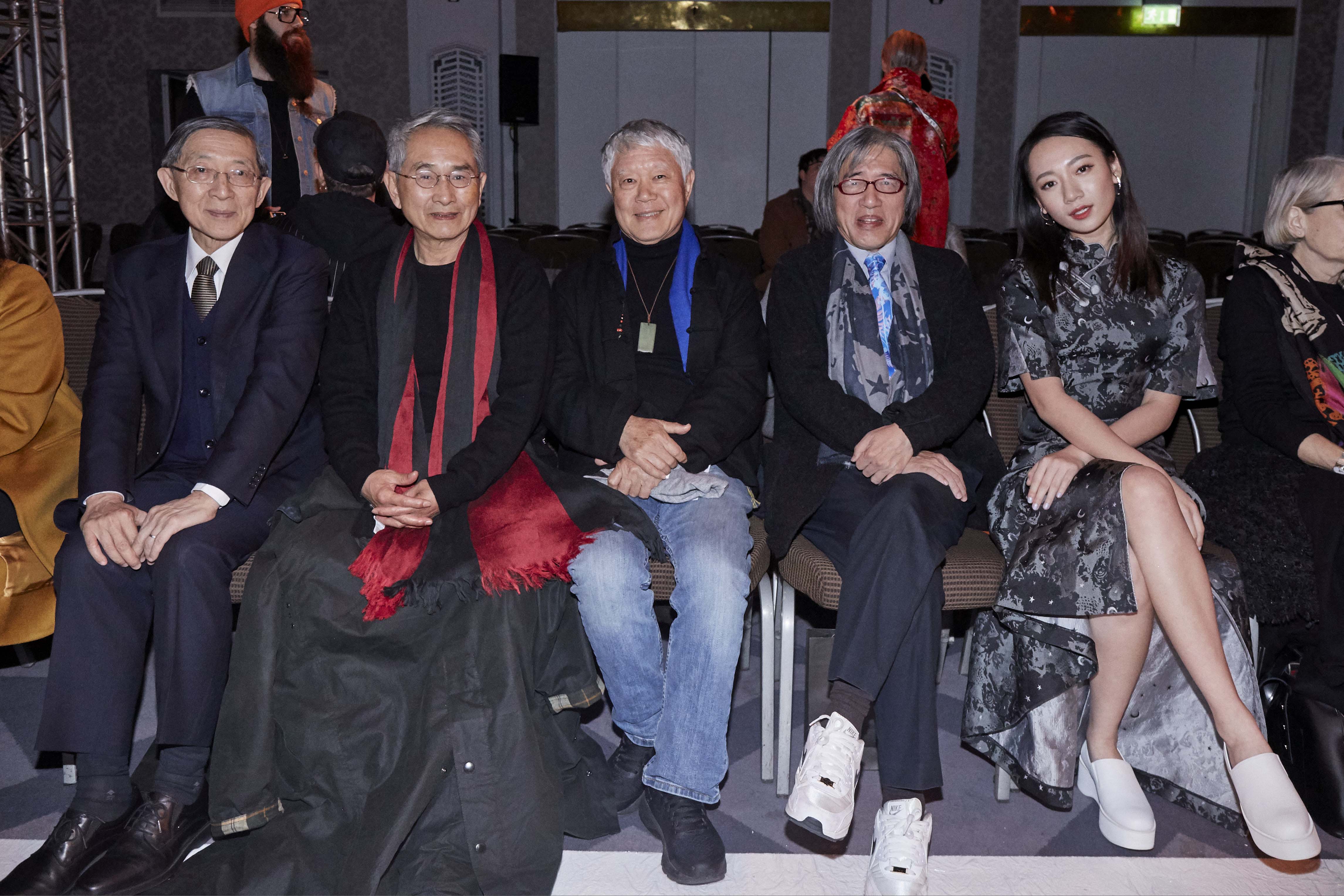 林懷民老師與蔣勳老師也來APUJAN時裝秀現場相挺。（APUJAN提供）