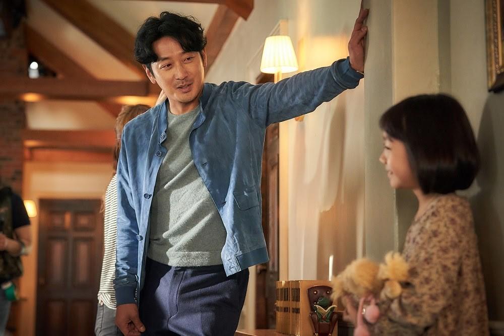 河正宇主演的新片《陰櫥》將在台上映，未料在此時爆出染毒。（車庫娛樂提供）