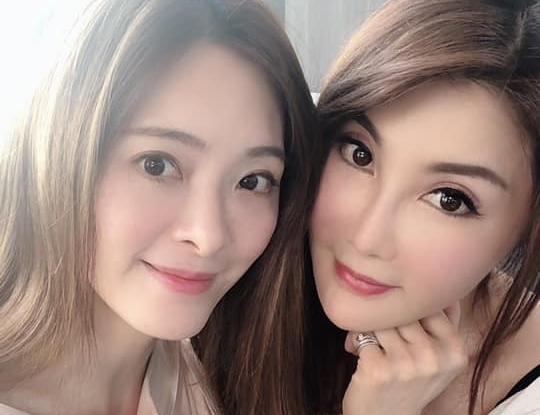 楊麗菁聽聞好友劉真裝上葉克膜搶救淚崩。（翻攝自劉真臉書）