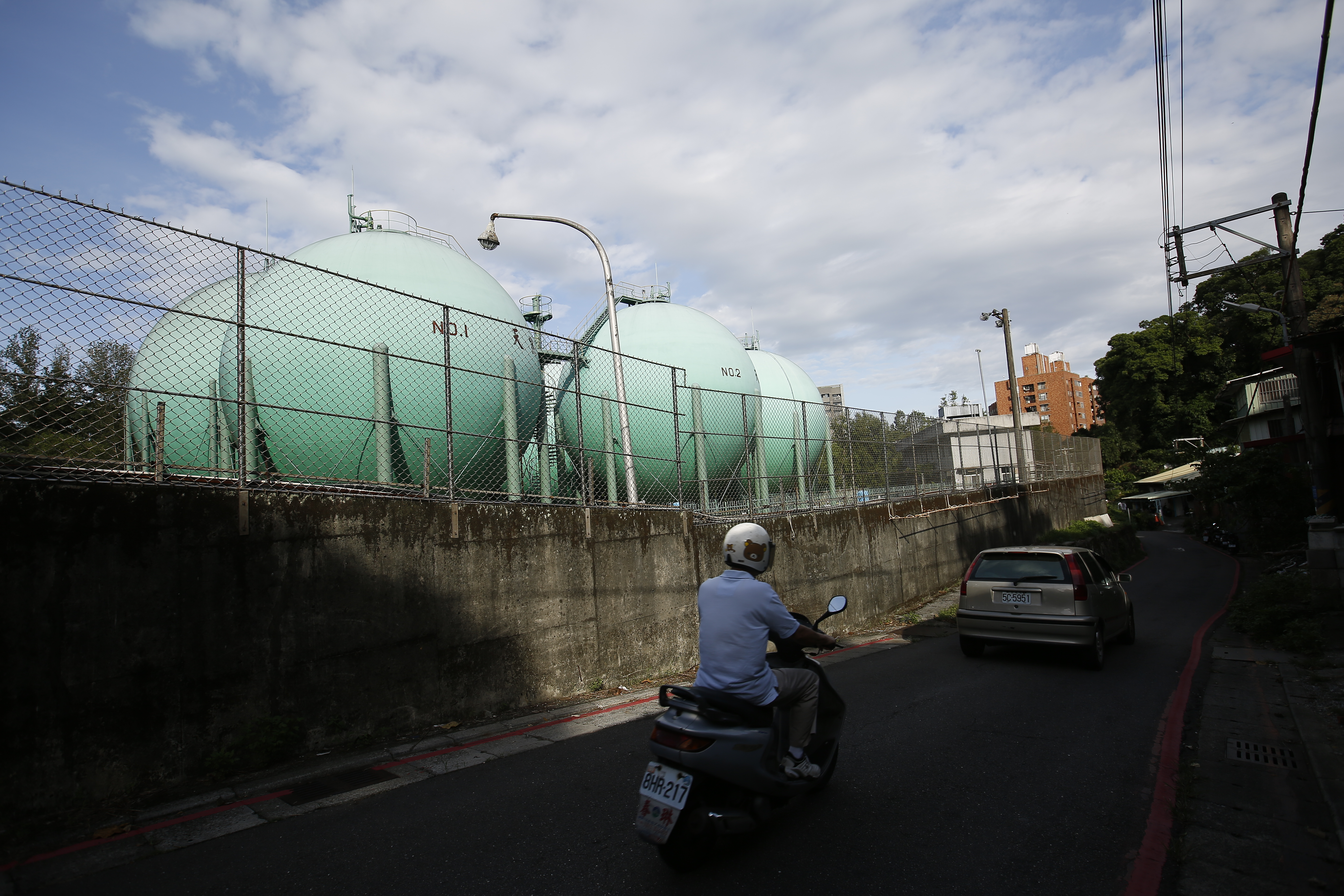 公用事業為民生必需，獲利可預測性高，是股票型配息產品主要布局標的。