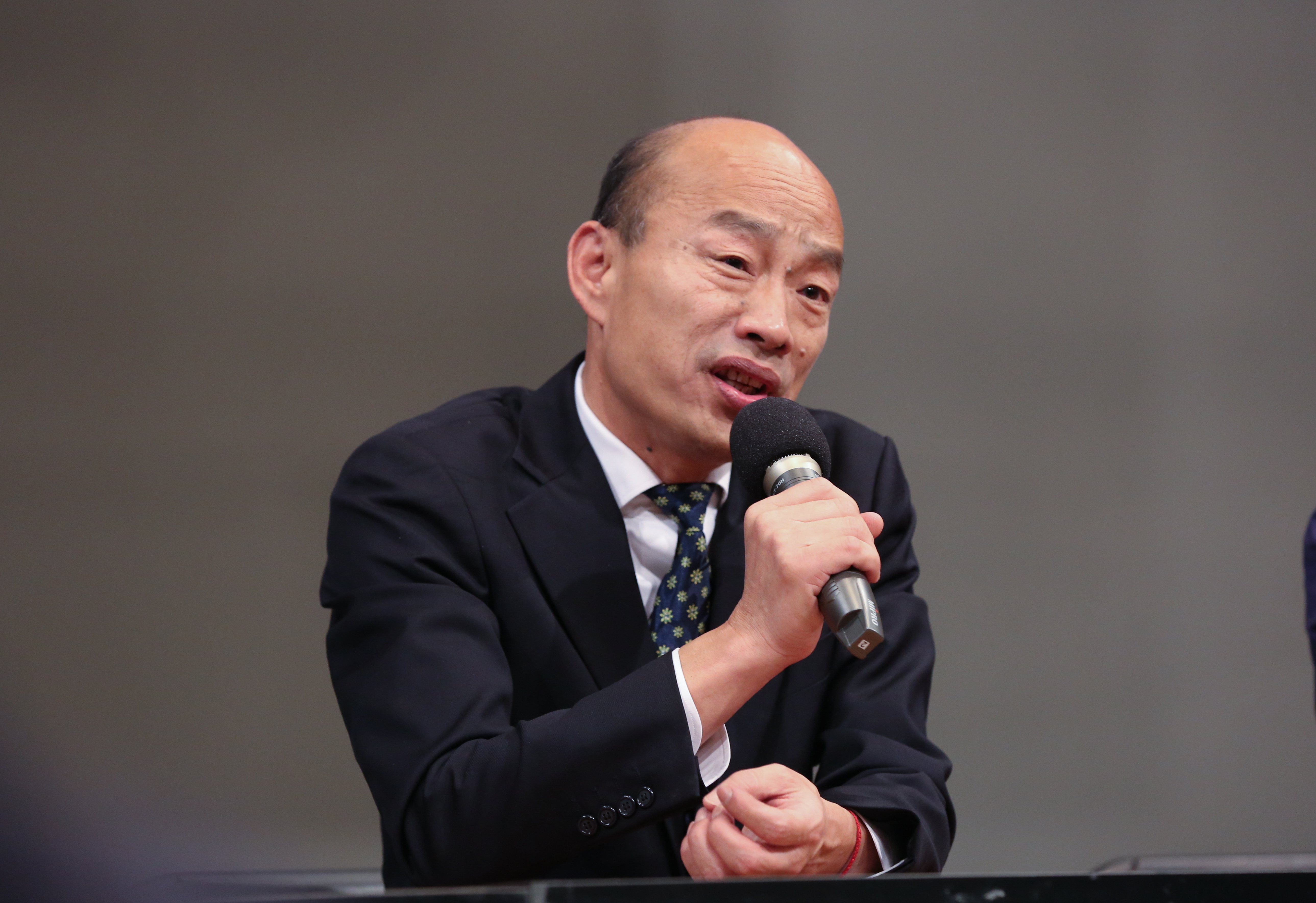 男網友批評韓國瑜請假選總統是「高雄之恥」遭法辦，法院今裁定不罰。