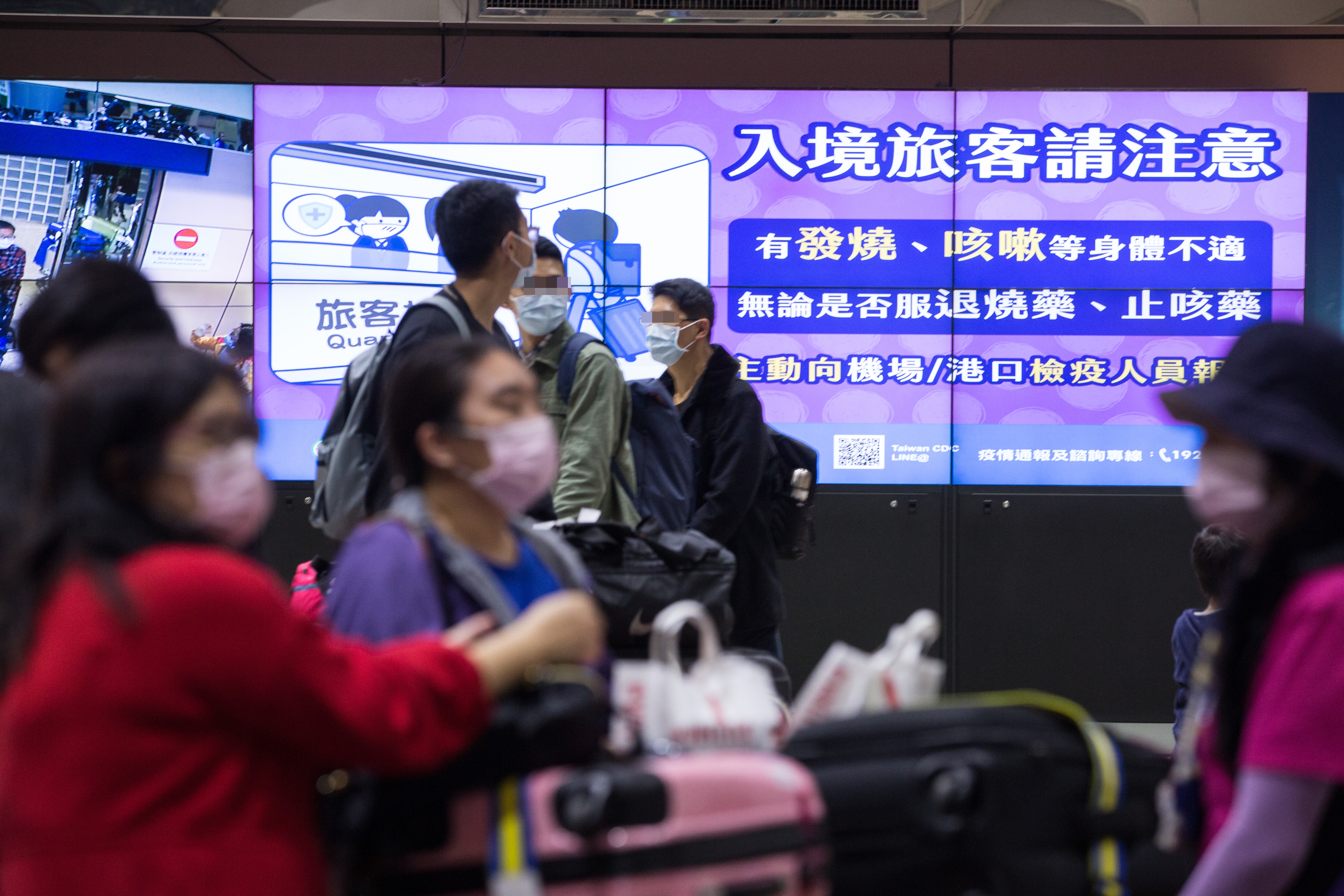 躲藏中港澳多年的通緝犯紛紛回台，甚至有通緝犯直白地表示「冒著被抓風險都要回國」。（圖非當事人）