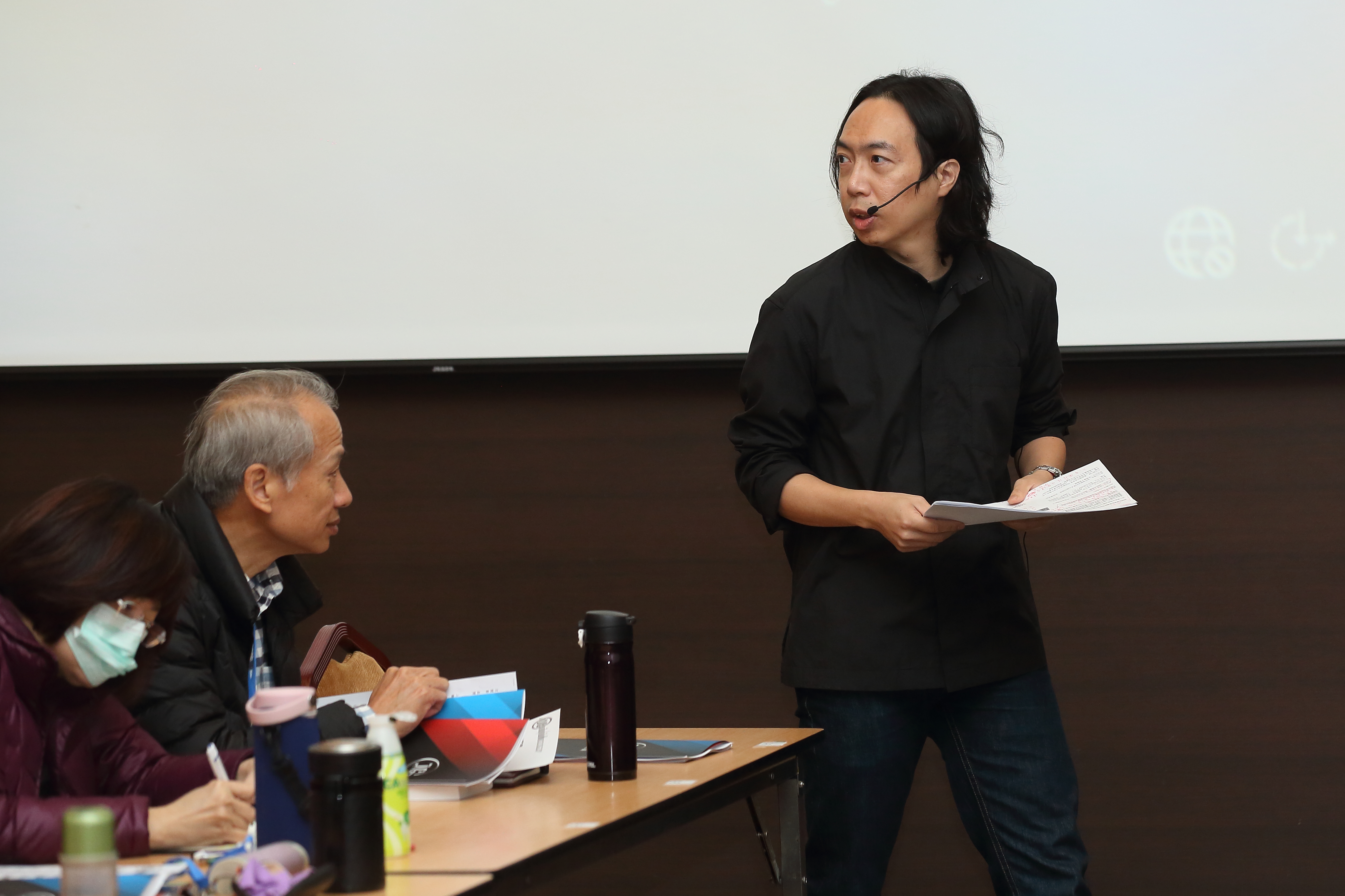 走過鬼門關的JG不願再自我封閉，坦然分享投資心法。 