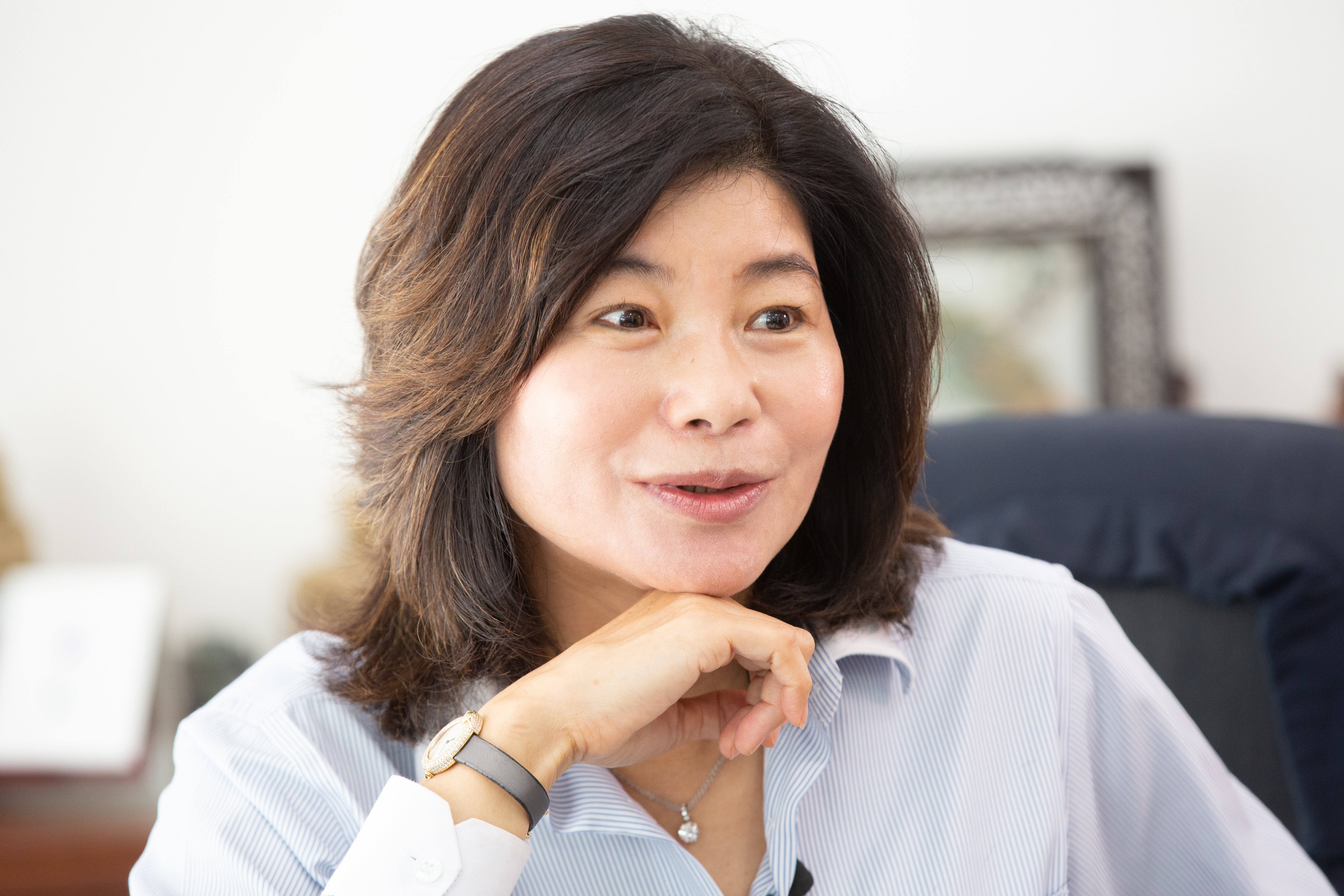 愛美是女人的天性，每當業績有重大突破時，錢佩玲會血拚犒賞自己。