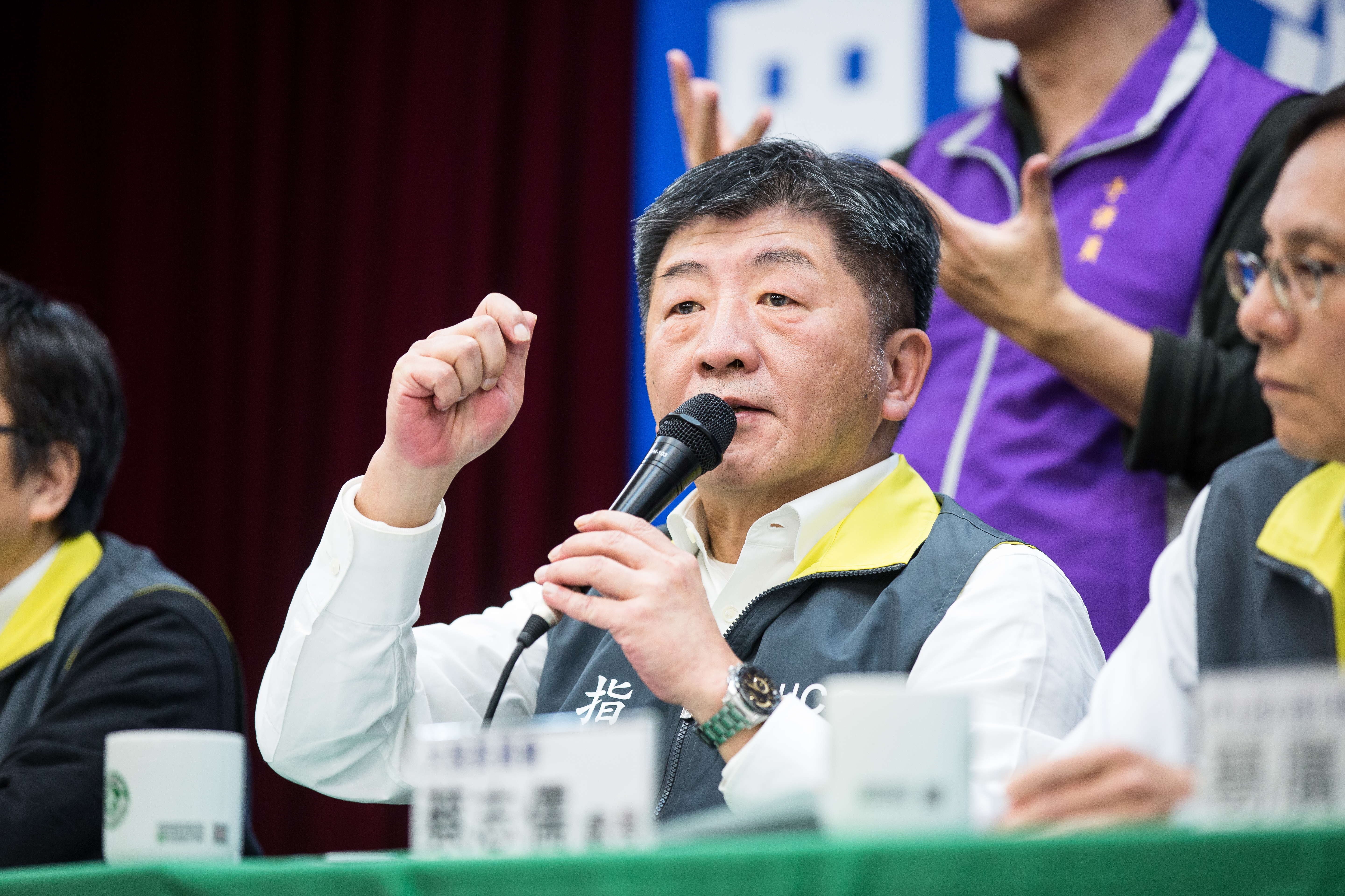 中央流行疫情指揮中心指揮官陳時中公布北部再新增兩名確診病例。