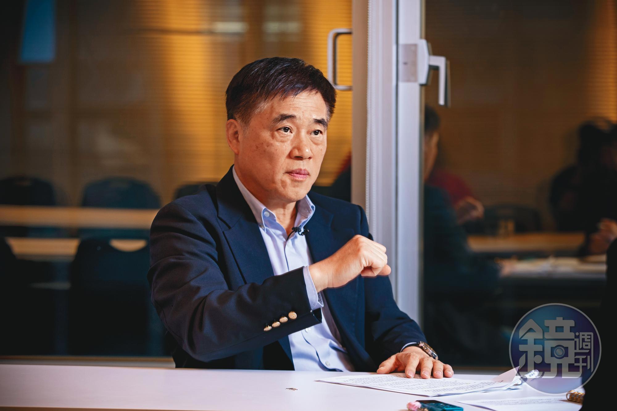 在黨內湧現世代交替的氛圍下，郝龍斌接受本刊專訪時高舉改革大旗，表達替藍營找尋新未來的企圖心。