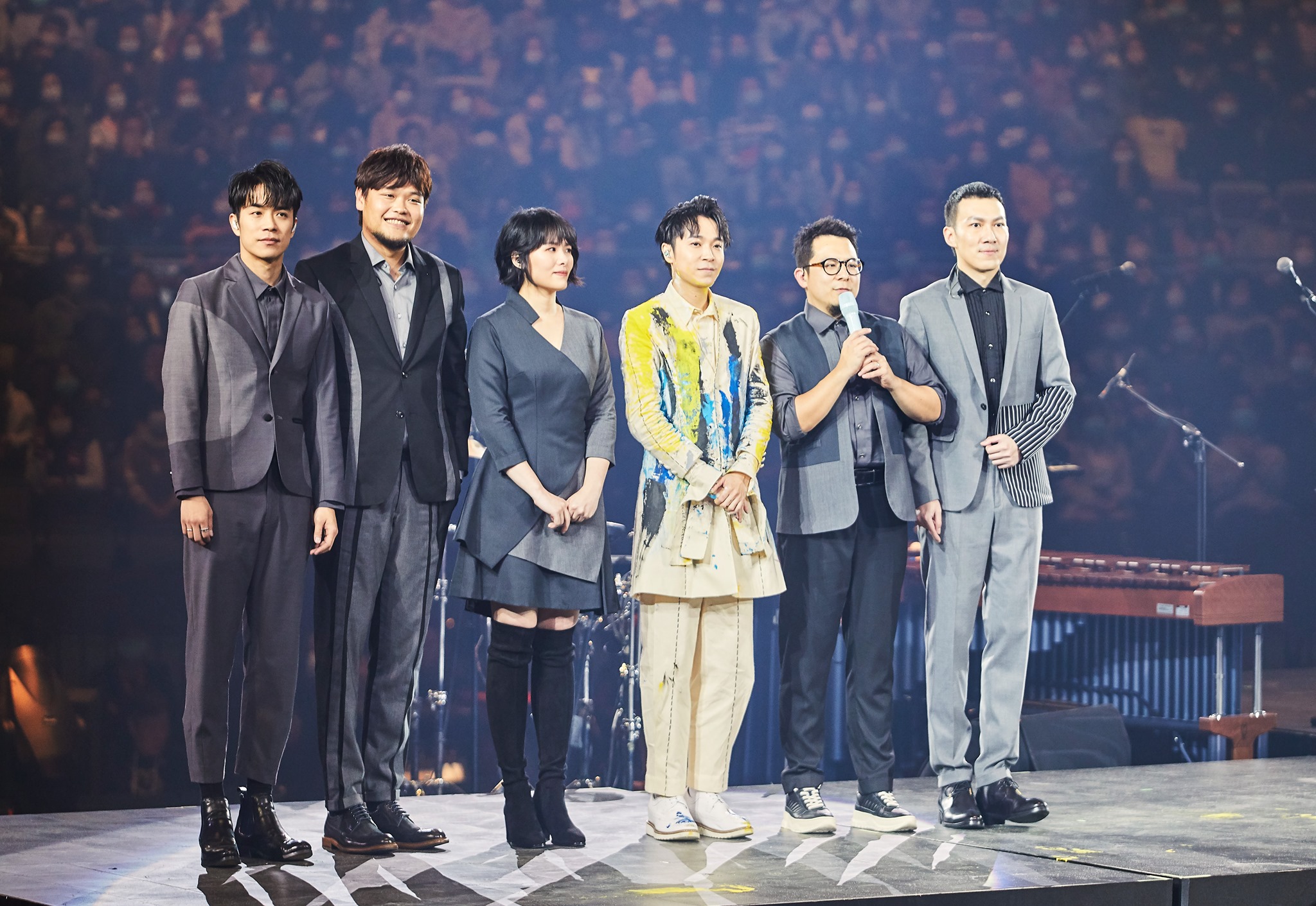 吳青峰「太空備忘記」2020巡迴演唱會在小巨蛋開唱，蘇打綠昨晚在演唱會上驚喜合體。（翻攝自吳青峰臉書）