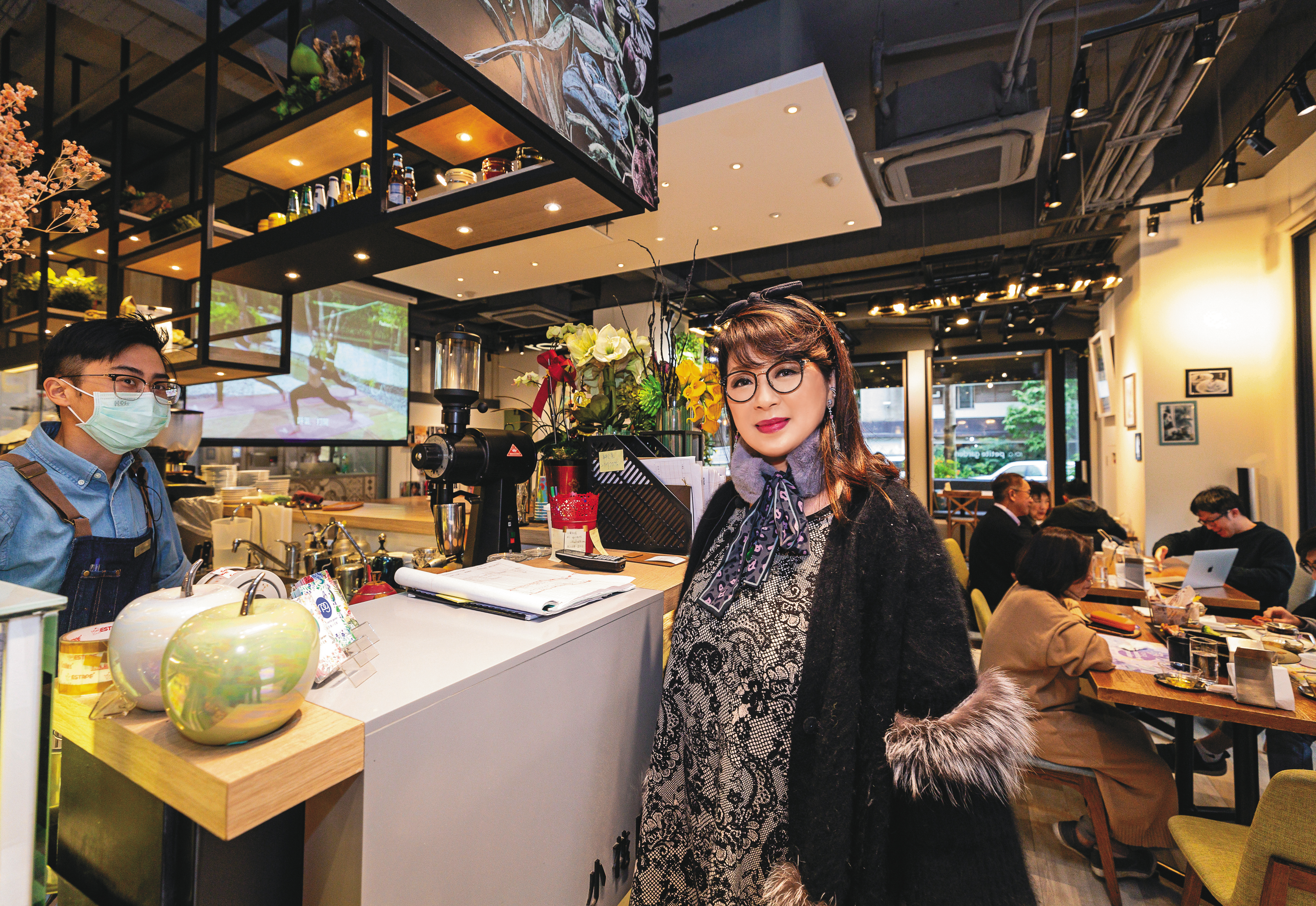 顏瓊姿以「老爺．小花園」咖啡廳打響名號，近期轉而開設中餐廳。