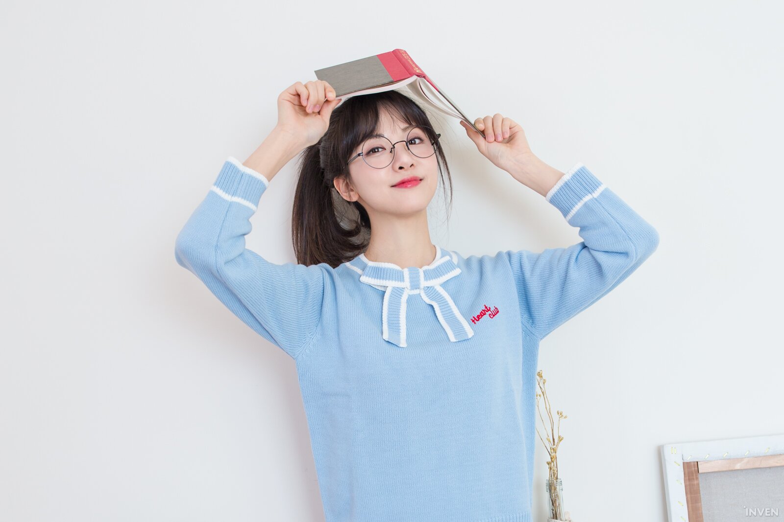 主持LCK賽事出現發燒症狀送醫的韓國主播、電競主持人金敏娥,新冠肺炎篩檢結果為陰性。(翻攝自ggoorr.net)