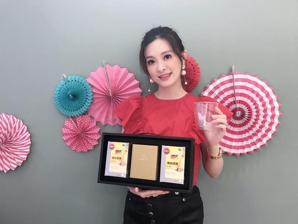 據吳宗憲透露劉真目前已拔除葉克膜。(翻攝自劉真臉書)