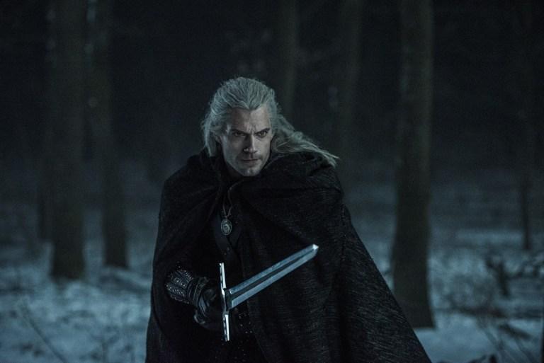 由 Henry Cavill 主演的 Netflix 影集大受歡迎,連帶提升小說和遊戲銷量。