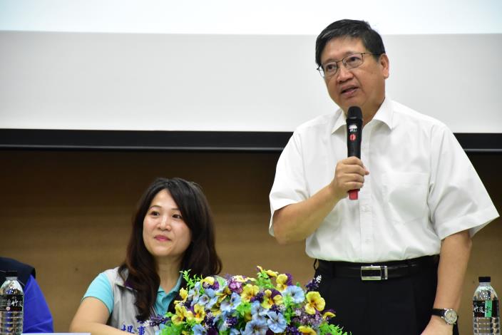 新竹縣新任教育處長由現任全國家長會長聯盟理事長楊郡慈接任。（翻攝自新竹縣政府網站）