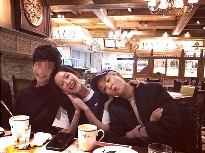 孟耿如在臉書貼上和親弟的合照，透露出無限想念。（翻攝自孟耿如臉書）