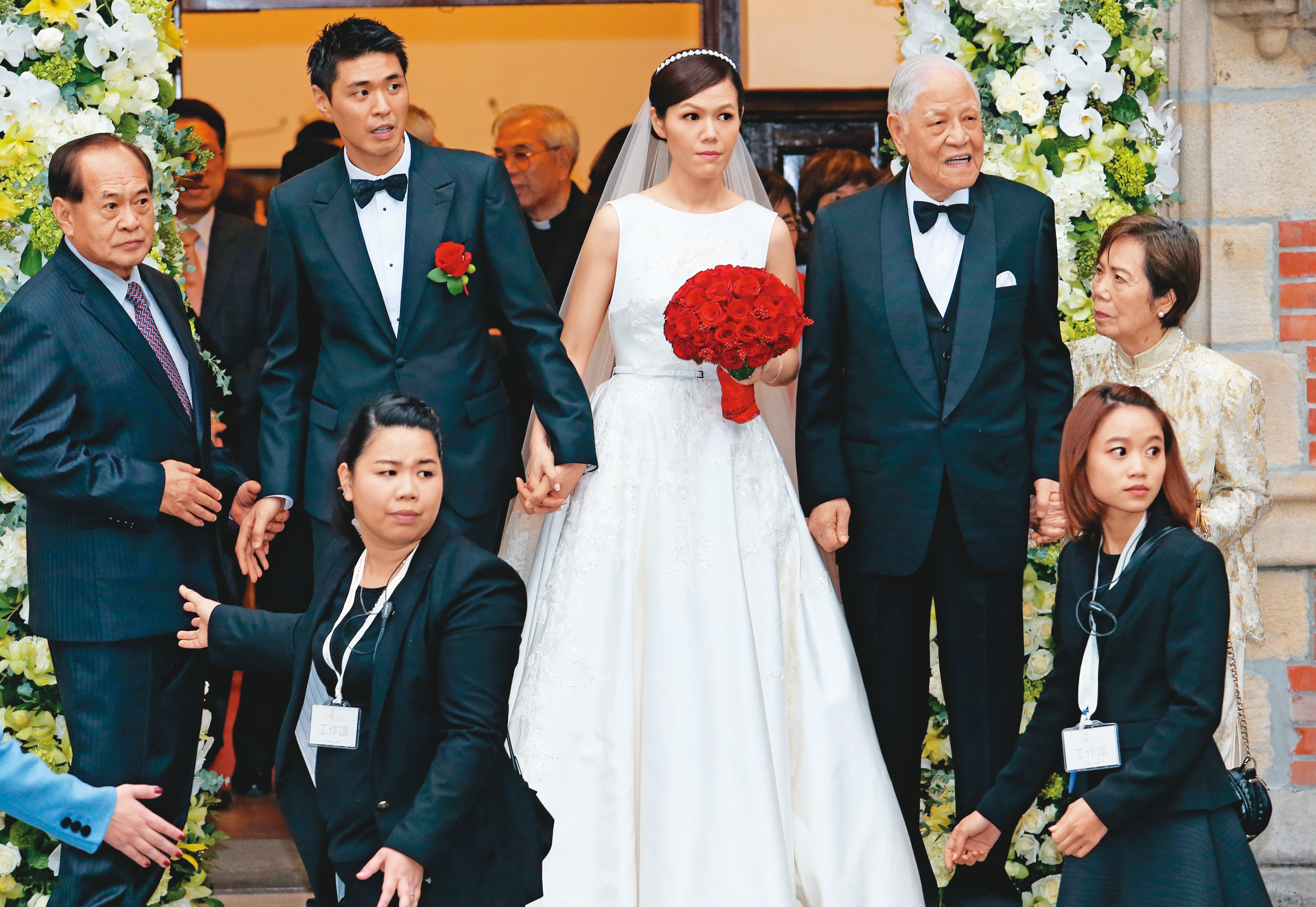 由於獨子早逝,李登輝十分寵愛孫女李坤儀,這是2015年李坤儀出嫁時的照片。(聯合知識庫)