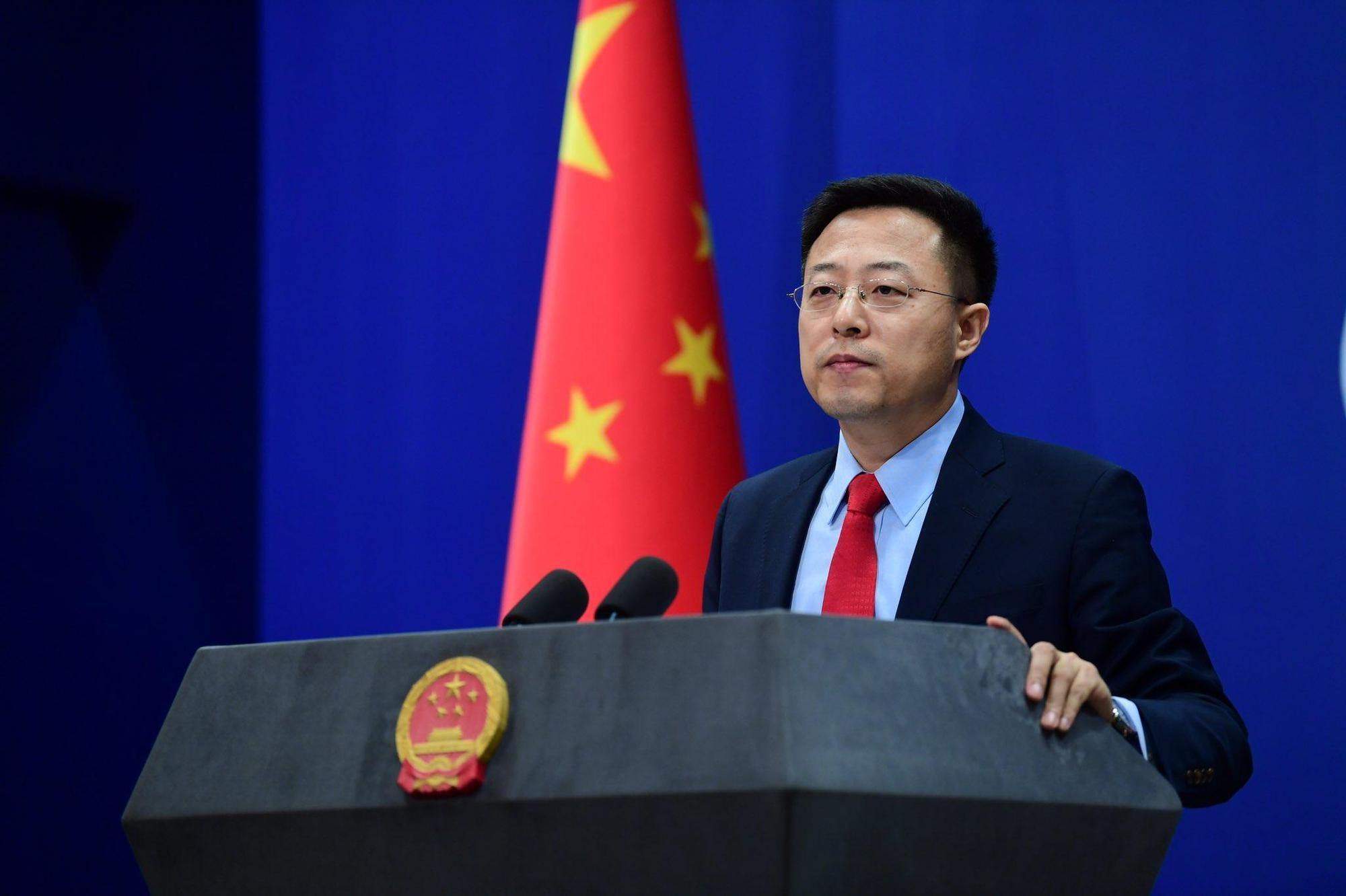中國外交部新任發言人趙立堅(圖),被網友發現推特帳號追蹤日本知名前AV女優蒼井空。(翻攝自@zlj517推特)