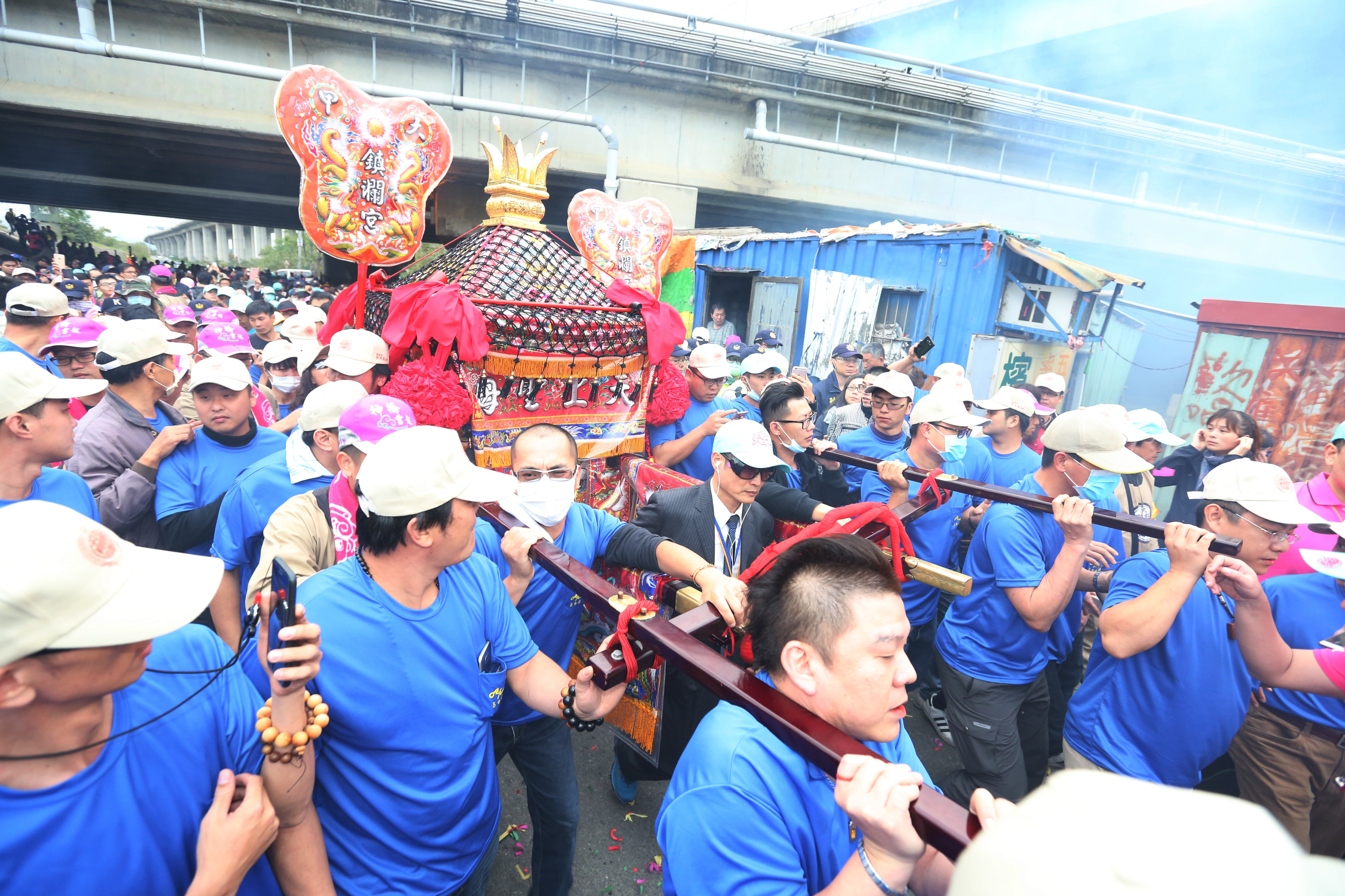大甲鎮瀾宮今（27日）宣布下月大甲媽遶境延期，全力支持政府的防疫工作。（本刊資料照）