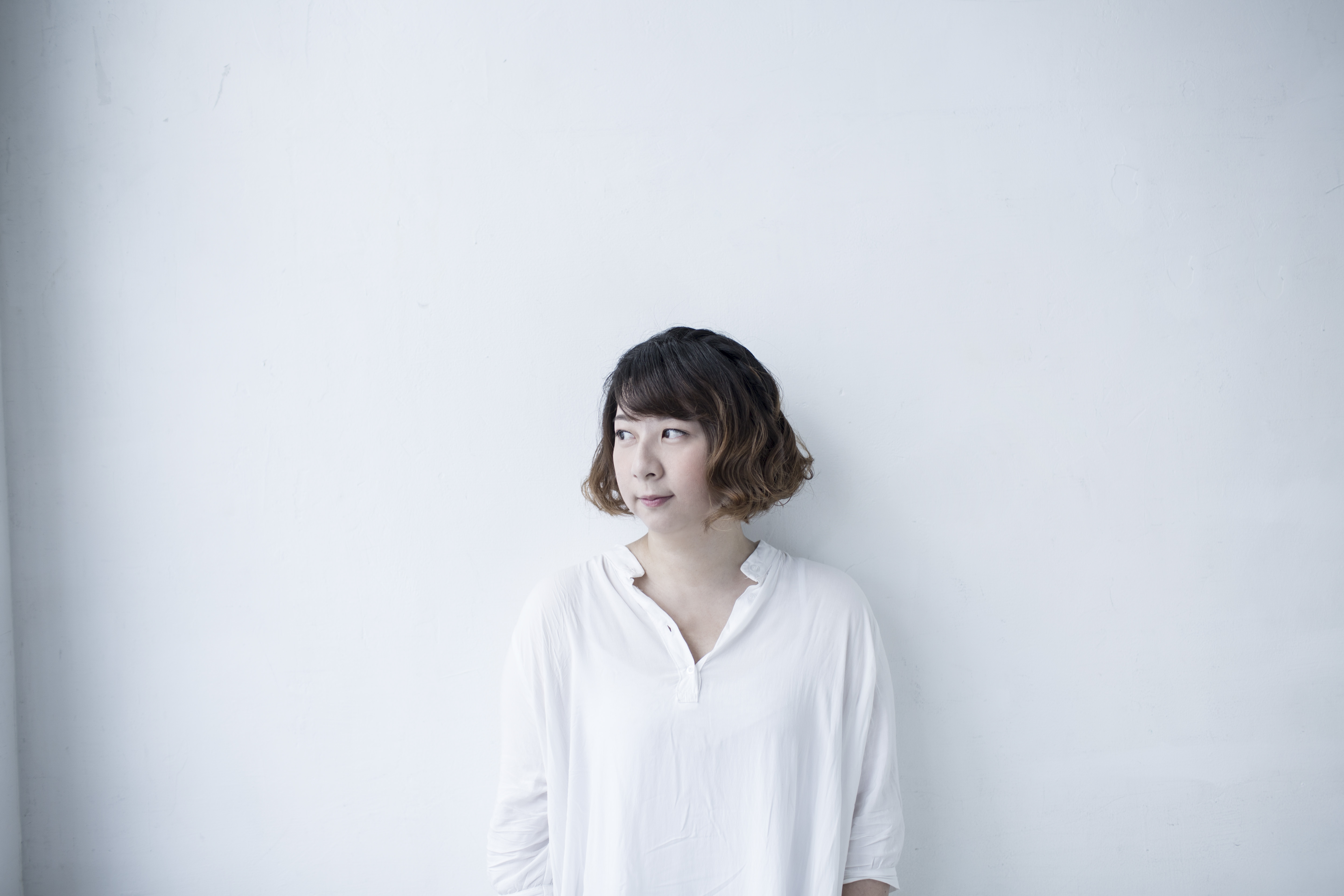 雙羽寫《瘋狂媽咪日記》探討母女複雜的權力關係，把母親與女兒寫得像獵與被獵，主宰與俘虜。（鏡文學提供）