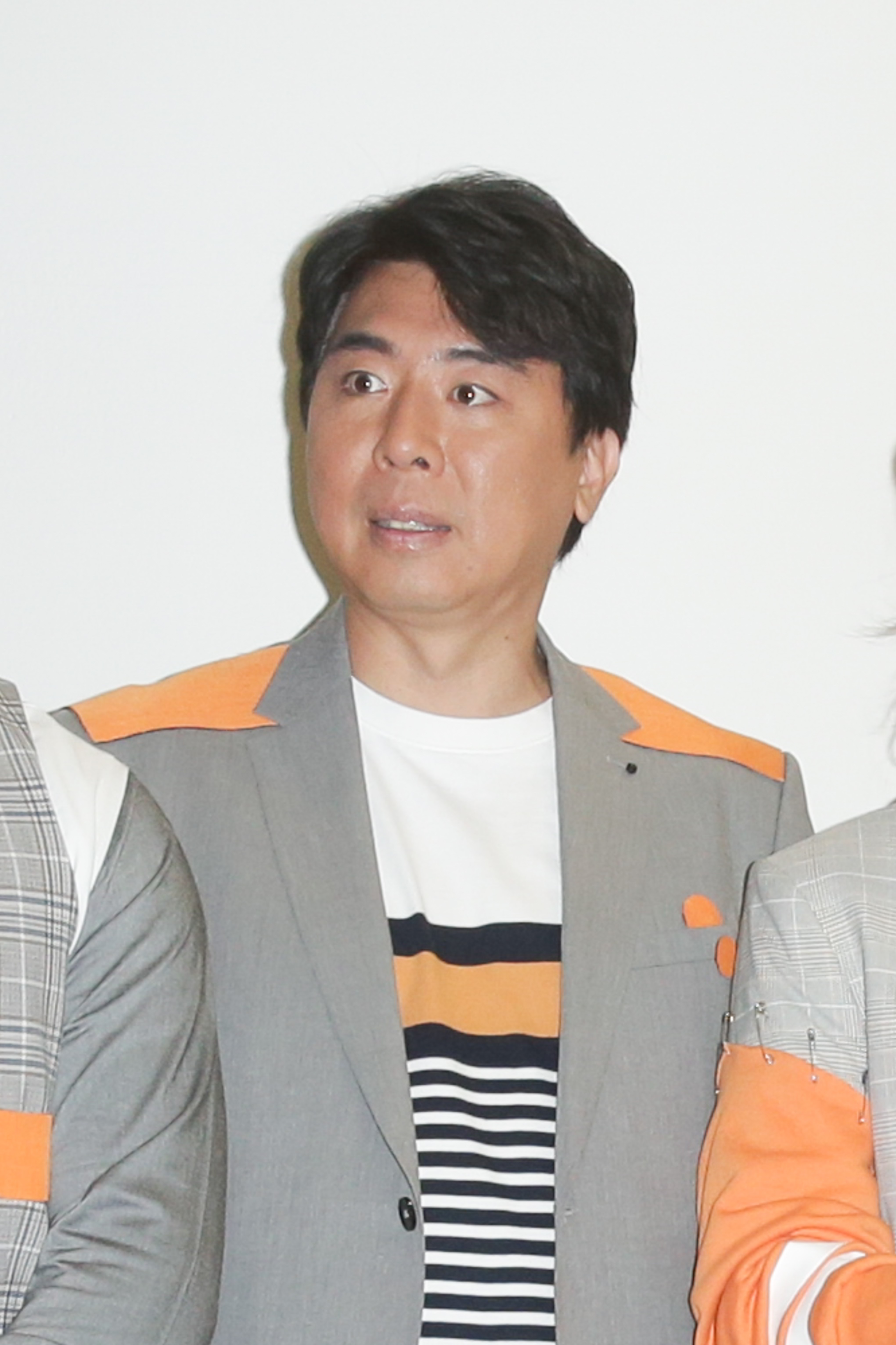 梁赫群首度接下外景主持，上山下海耗費體力，讓他直喊吃不消。