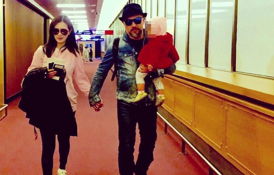 辛龍與劉真婚後過著幸福生活，如今辛龍為了劉真的病況非常焦急。（翻攝自劉真臉書）