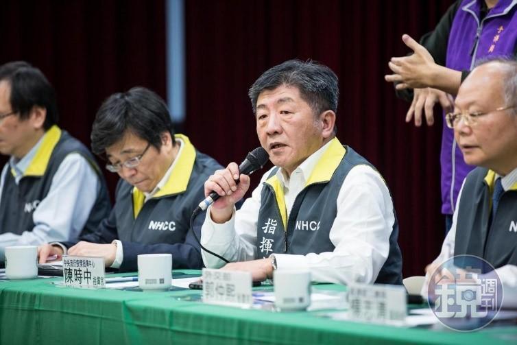 疫情指揮中心指揮官陳時中表示,北市65歲、38歲發燒猝死的案例,經採檢後皆為陰性,與武漢肺炎無關。(本刊資料照)
