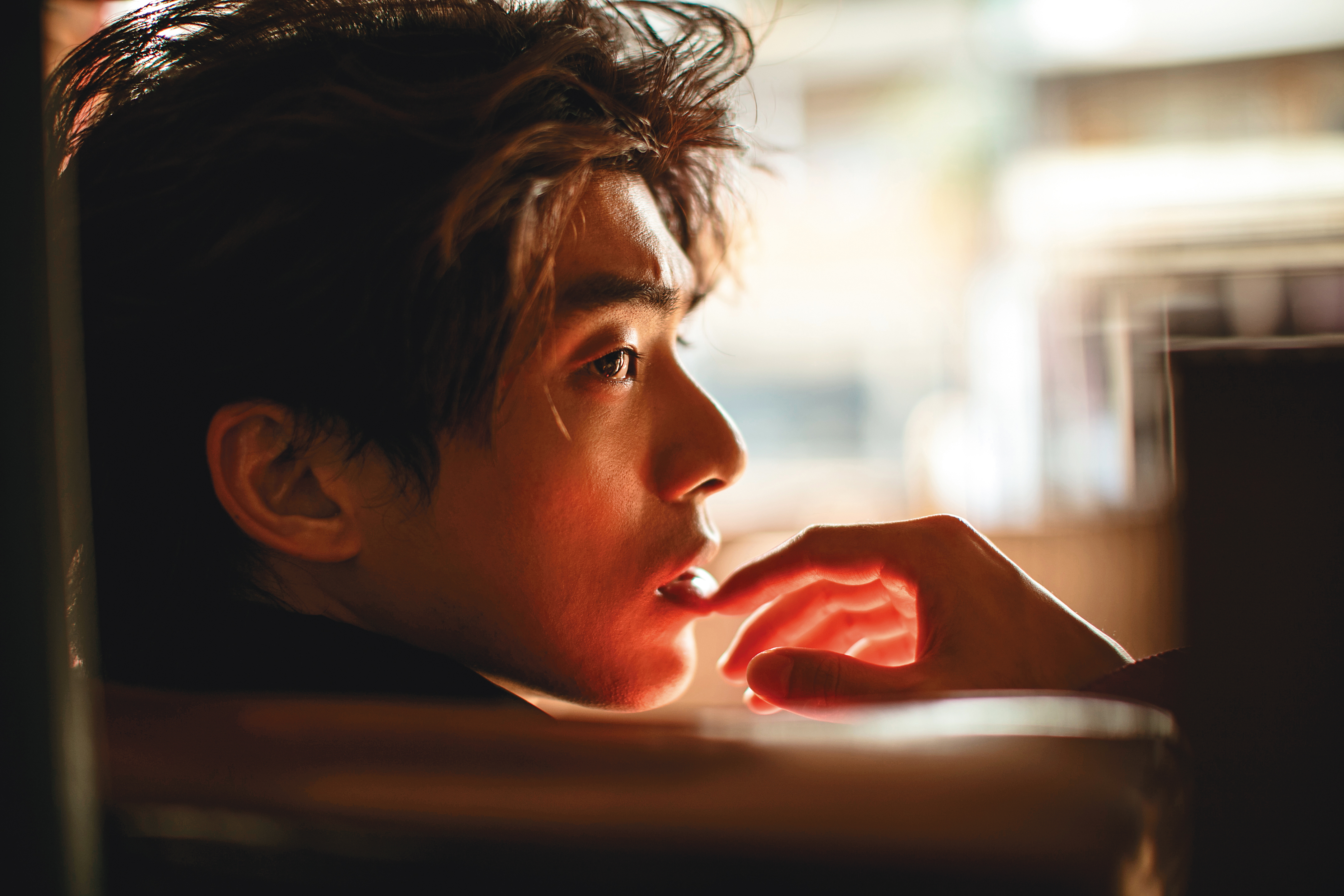 林哲熹說自己有一半的靈異體質，有時也會看得見鬼，但不會像鬼片那樣恐怖，「鬼片的鬼是衝著你來！」 