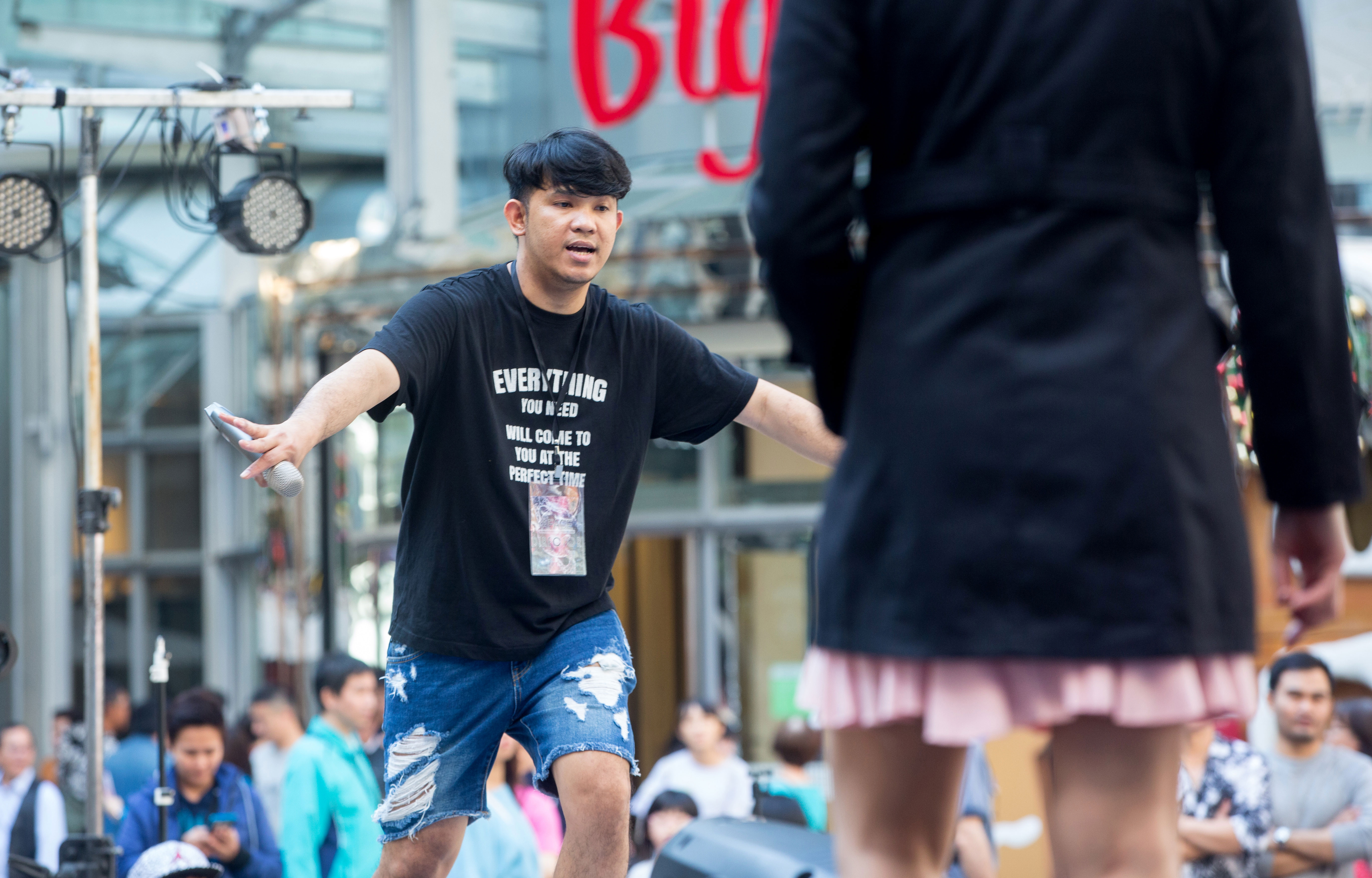 Mario舉辦的選美,被視為最盛大的一場,每次舉辦都能吸引超過300名菲籍移工報名。