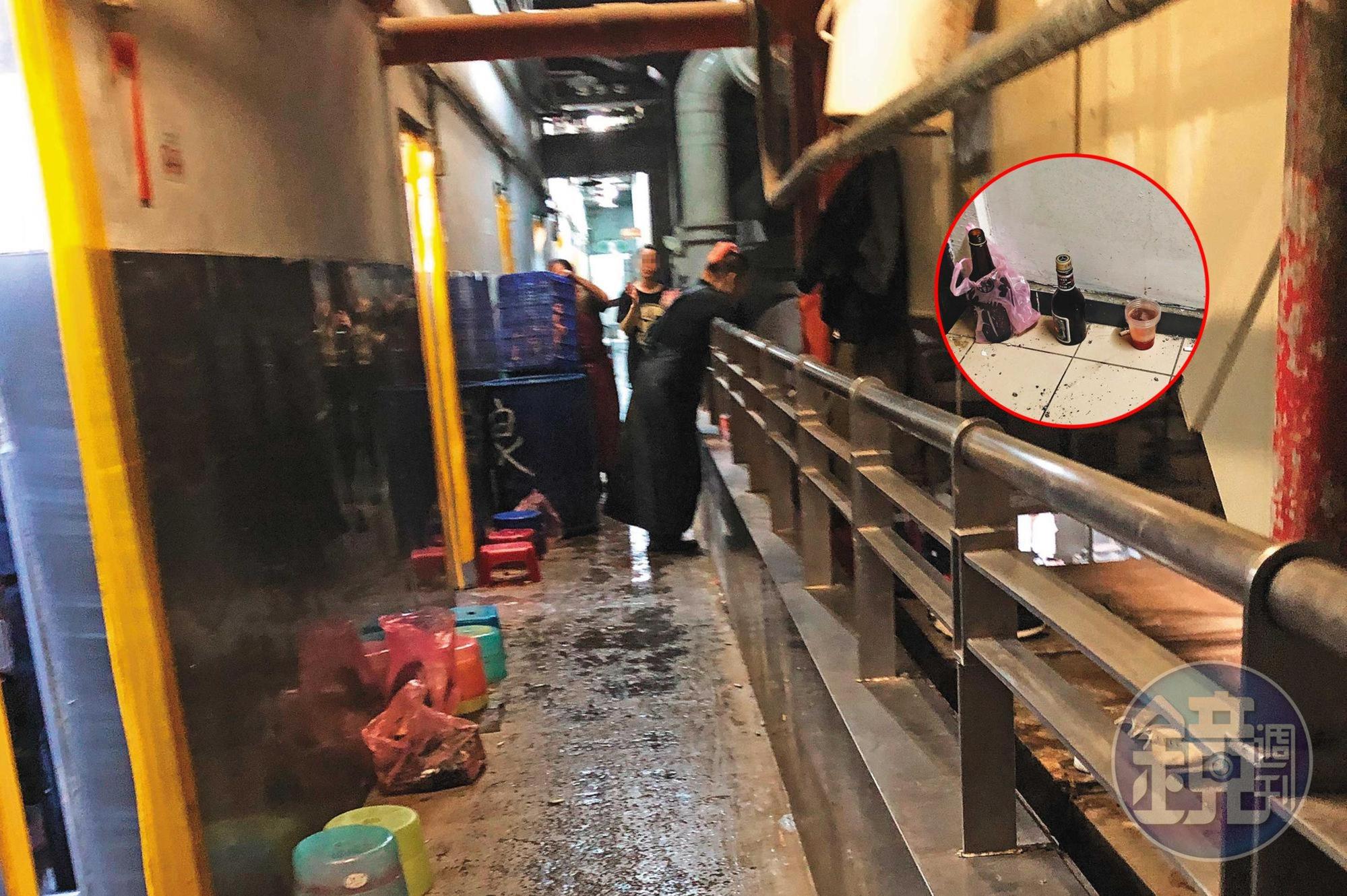 3/1 01:14 屠宰場內部未設休息室，工作人員只能在長廊放上小圓凳休息，屠宰處理後的內臟就擺在旁邊，衛生堪慮。因沒有地方休息，在此工作的人員只能利用樓梯間抽菸、喝提神藥酒。
