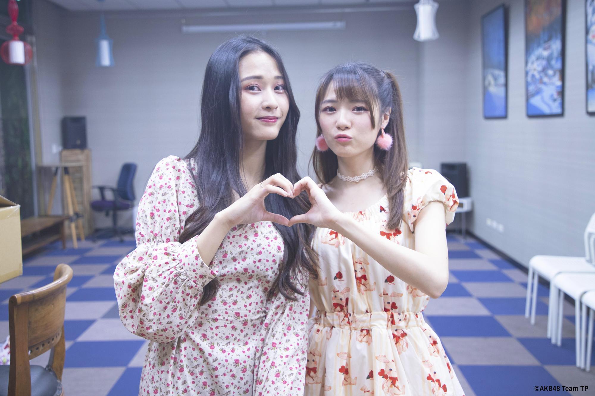AKB48 Team TP 舉辦2月生日會，為壽星曾詩羽（左）、林倢慶生。（好言娛樂提供）