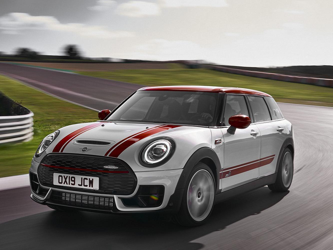 全新MINI John Cooper Works Clubman ALL4,時速0-100公里加速僅需4.9秒。
