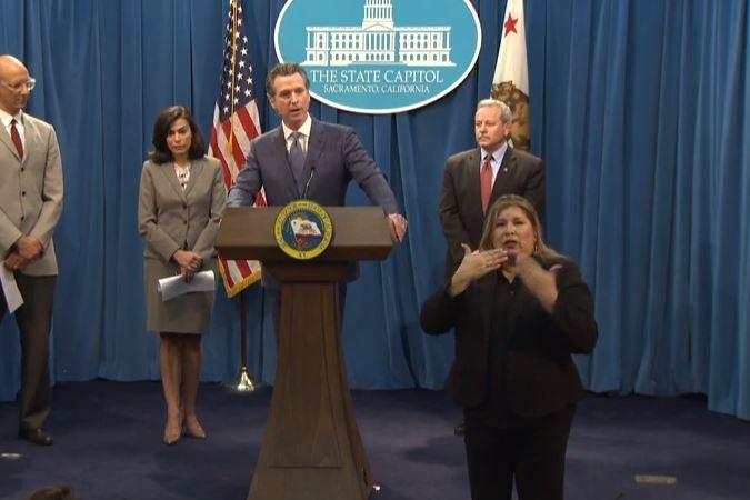 加州州長紐森 (Gavin Newsom) 宣布全加州進入緊急狀態。(翻攝Gavin Newsom Twitter)