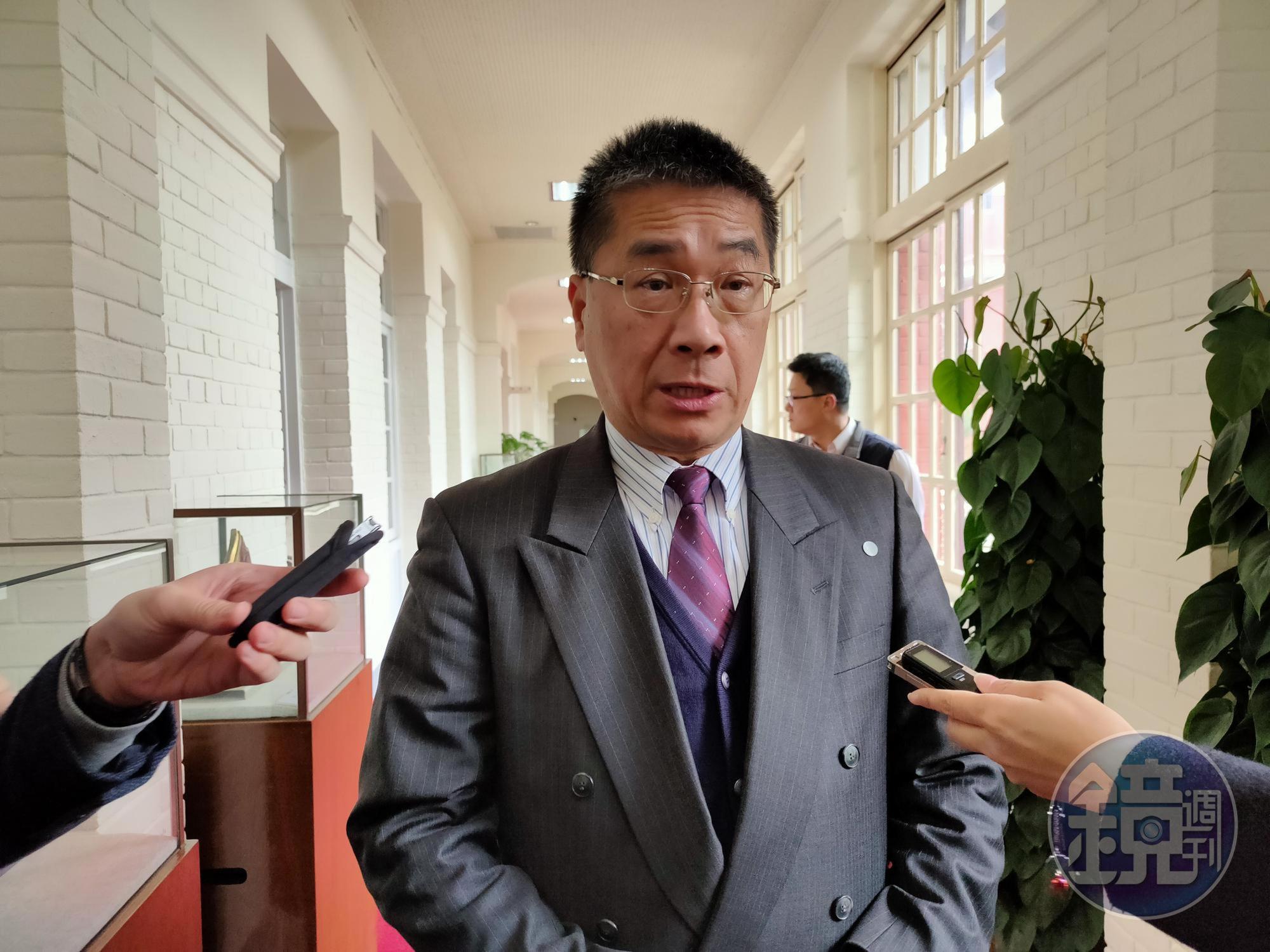 內政部長徐國勇今午向立法院長游錫堃道歉。 