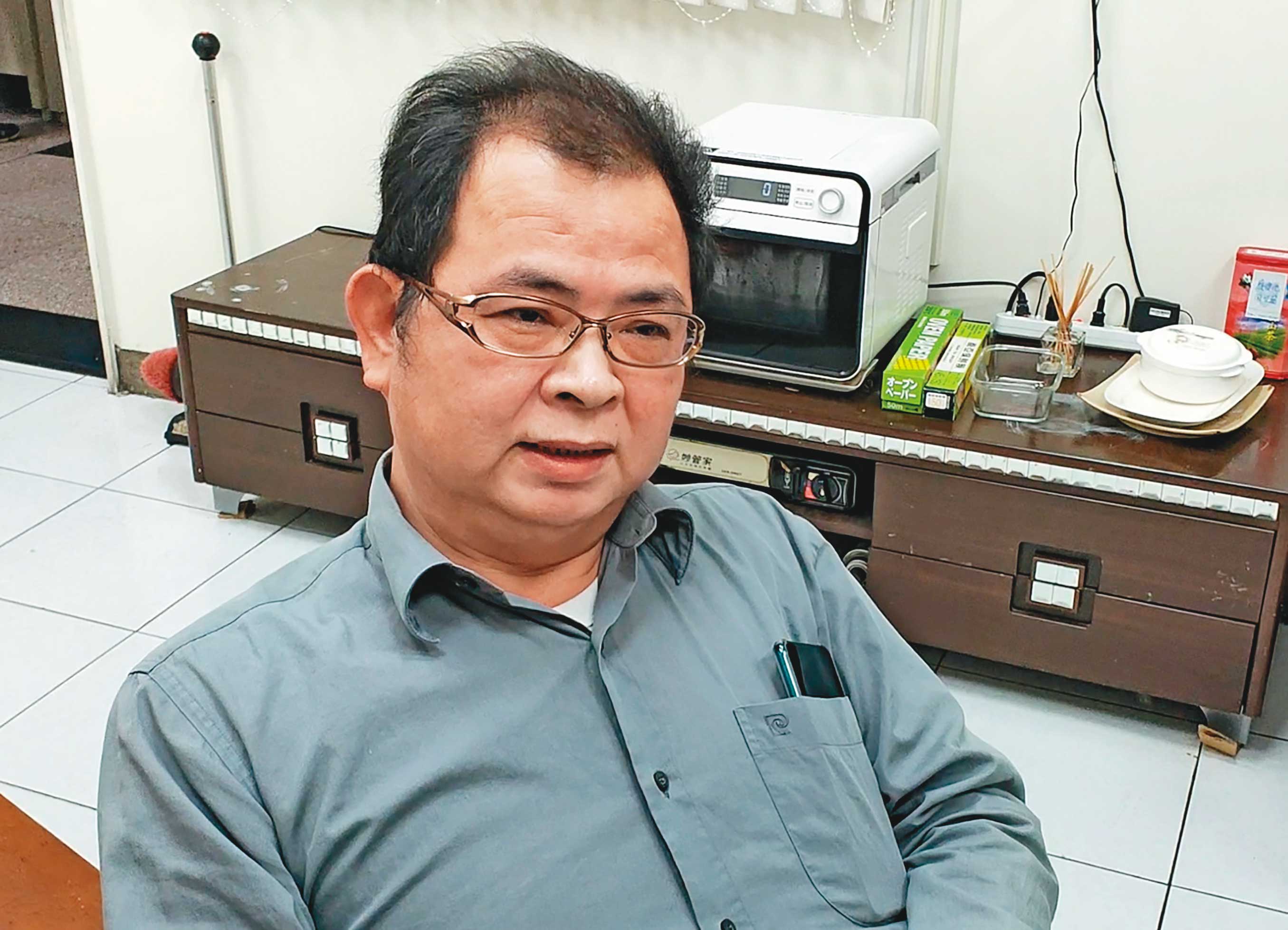 參與辦案的偵查佐蔡燦輝說，全案有很多難以解釋的巧合。