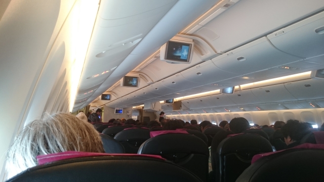 登機前狂嗑退燒藥！中國人逃離義大利返北京，一落地就4人確診。（翻攝自photo-ac）