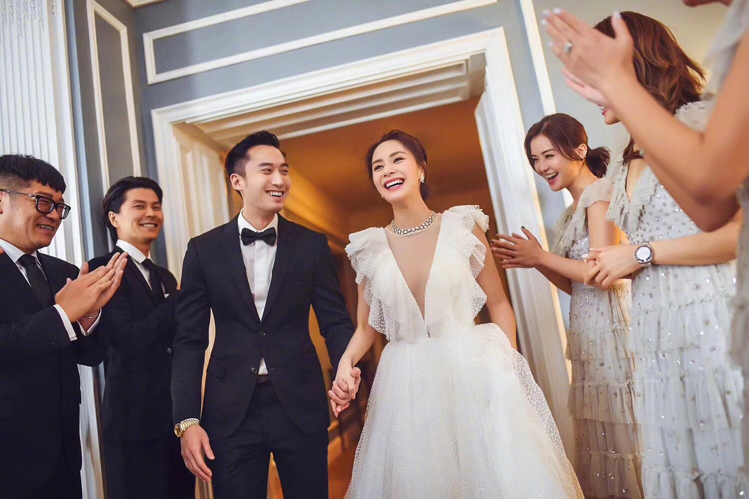 賴弘國前年把阿嬌娶進門，當時他自曝因為婚事花費巨大，結婚結到快破產，連買婚戒都把卡給刷爆。（東方IC提供）