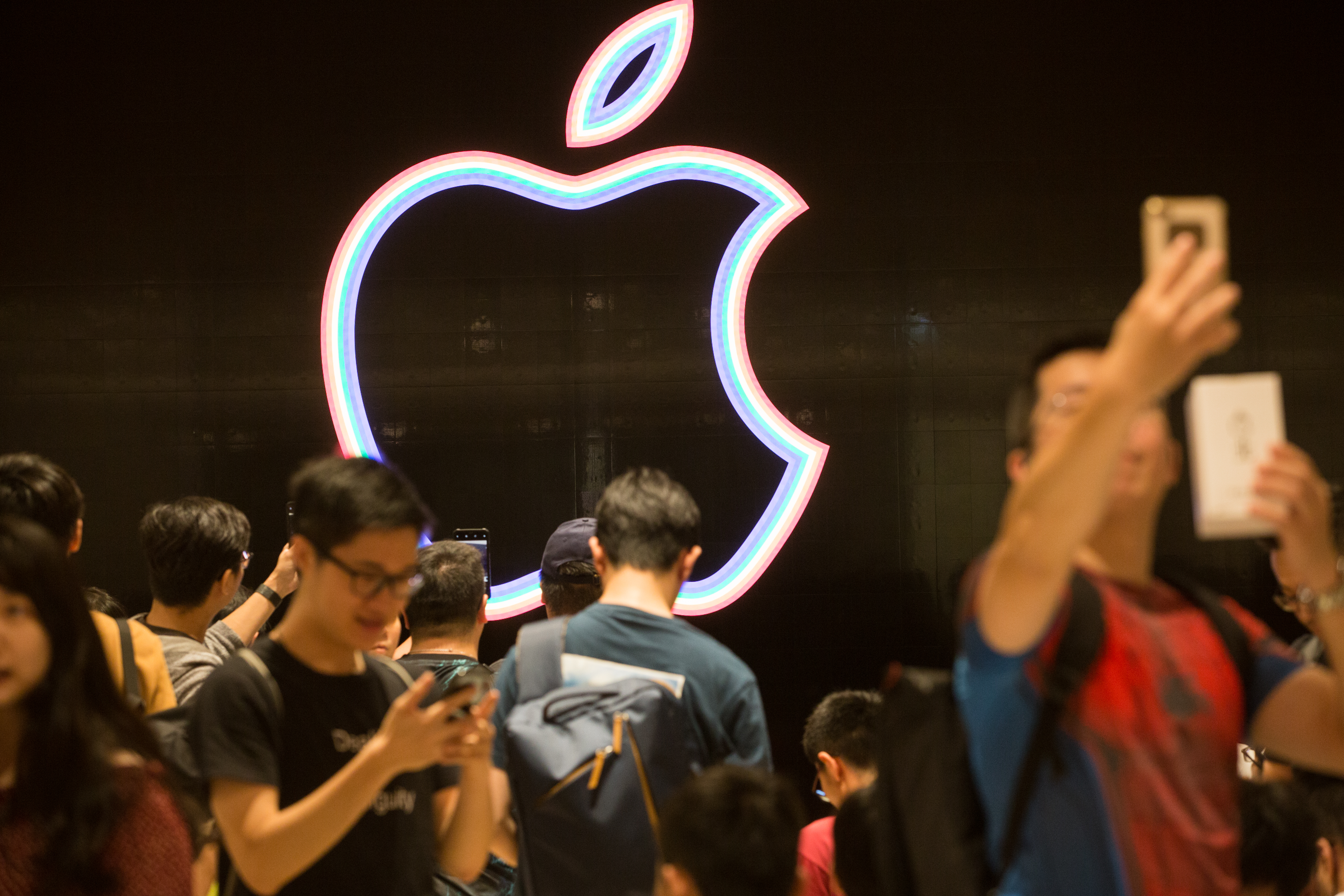 節能減碳成為各國重要施政方向，連蘋果等國際大廠也承諾使用綠電。