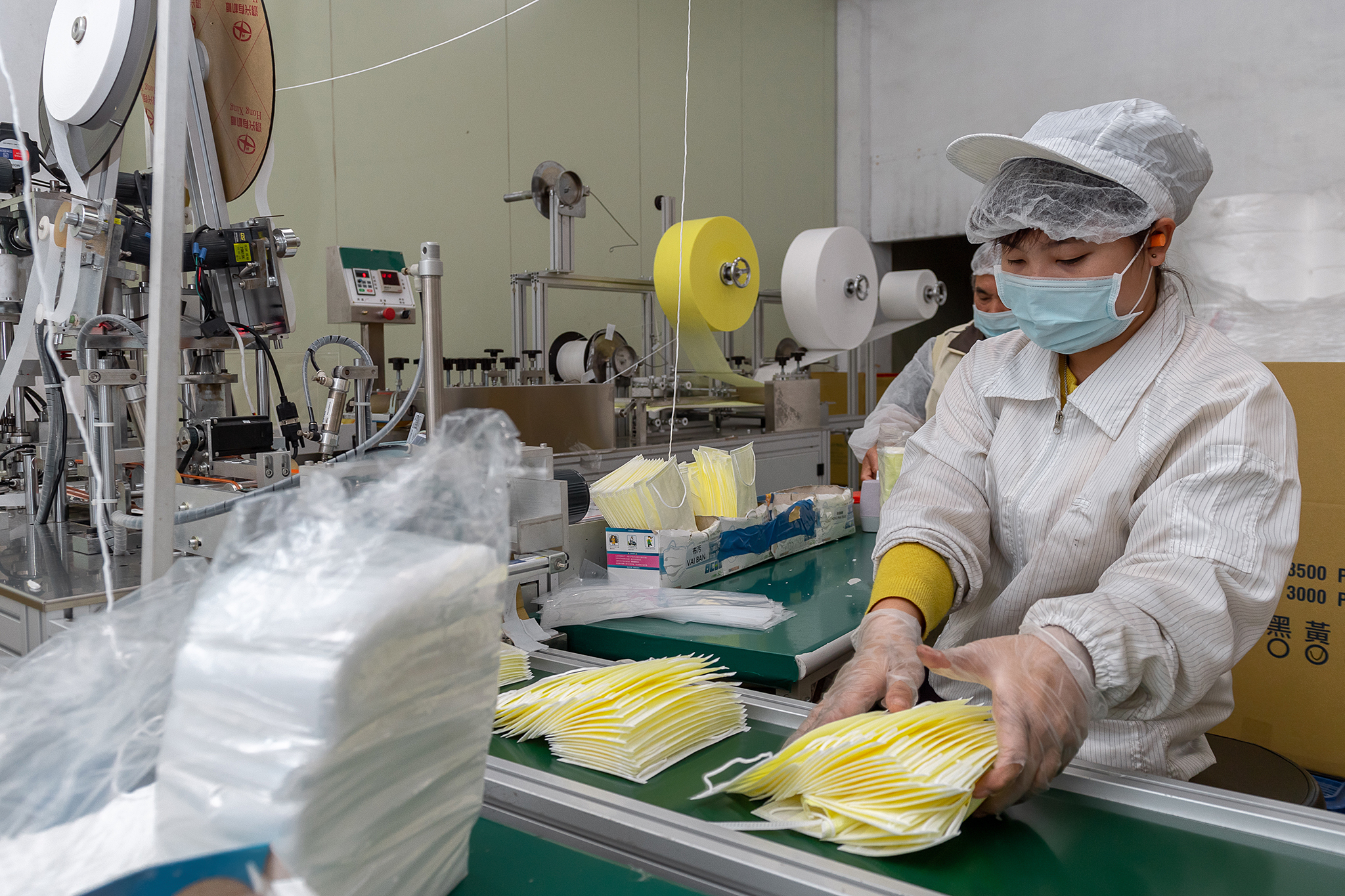 蔡英文宣布台灣口罩單日產量達到一千萬片。（總統府提供）