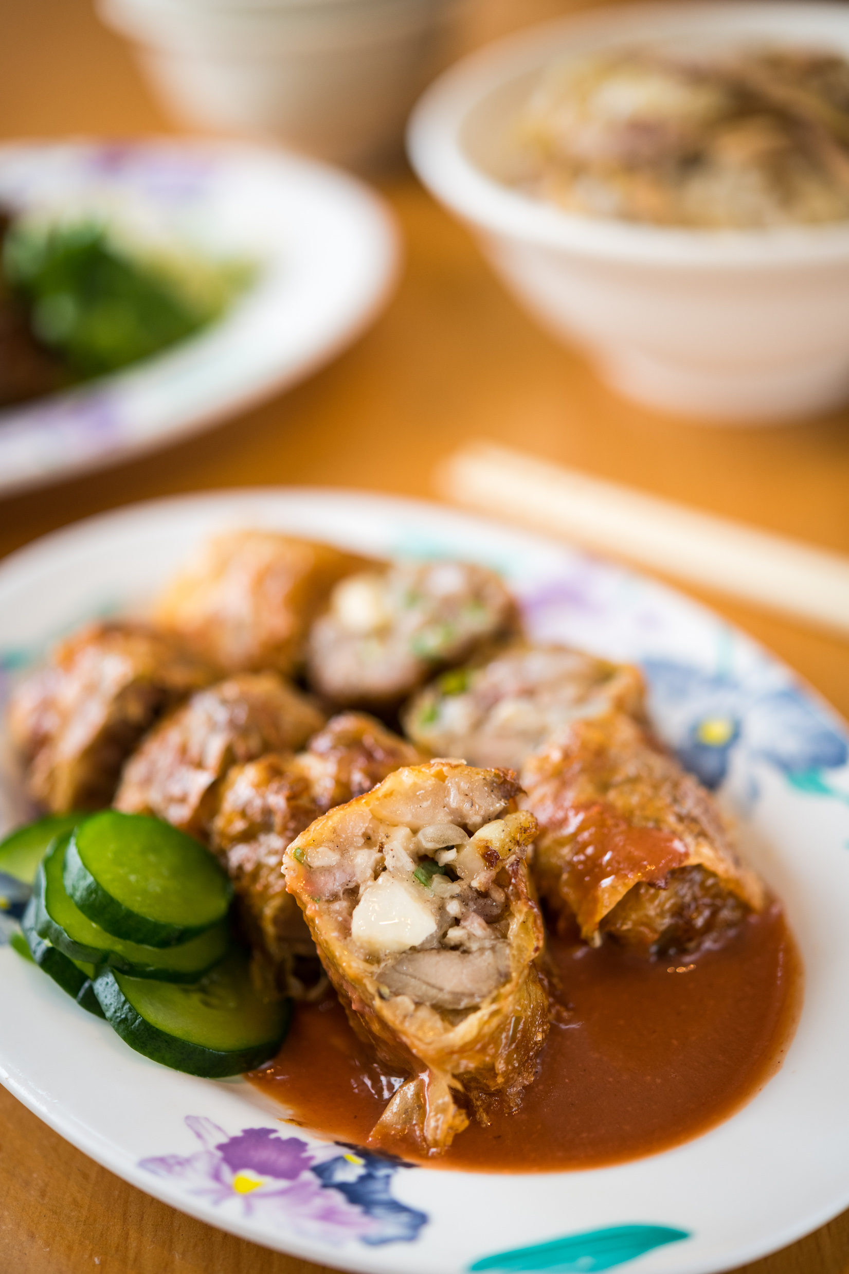 「特製雞捲」沒加魚漿,肉感酥香紮實。(70元/份)
