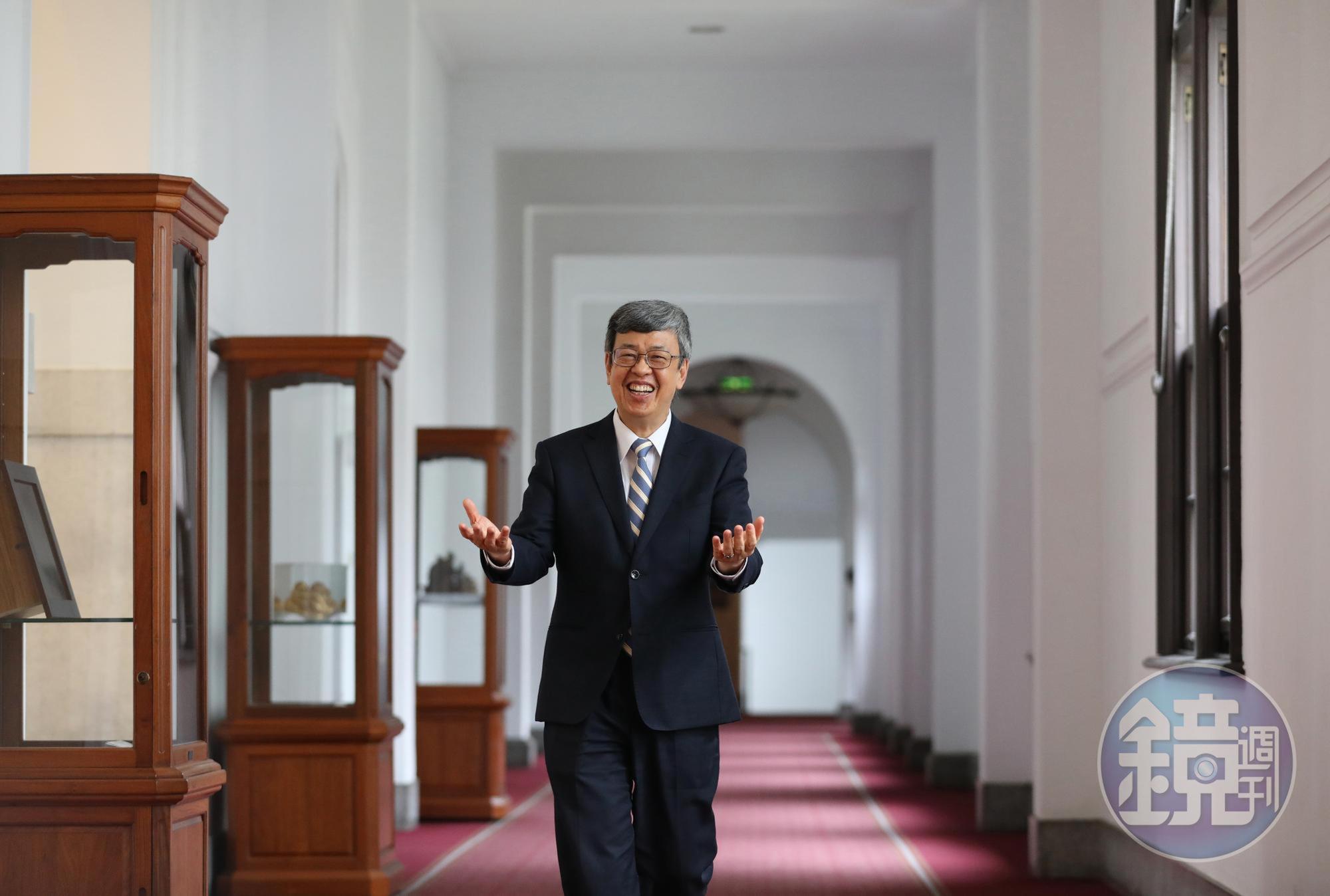 原以為是數饅頭的悠閒日子了，不料卸任前全球疫情大爆發，公衛學者出身的陳建仁一刻不得閒。