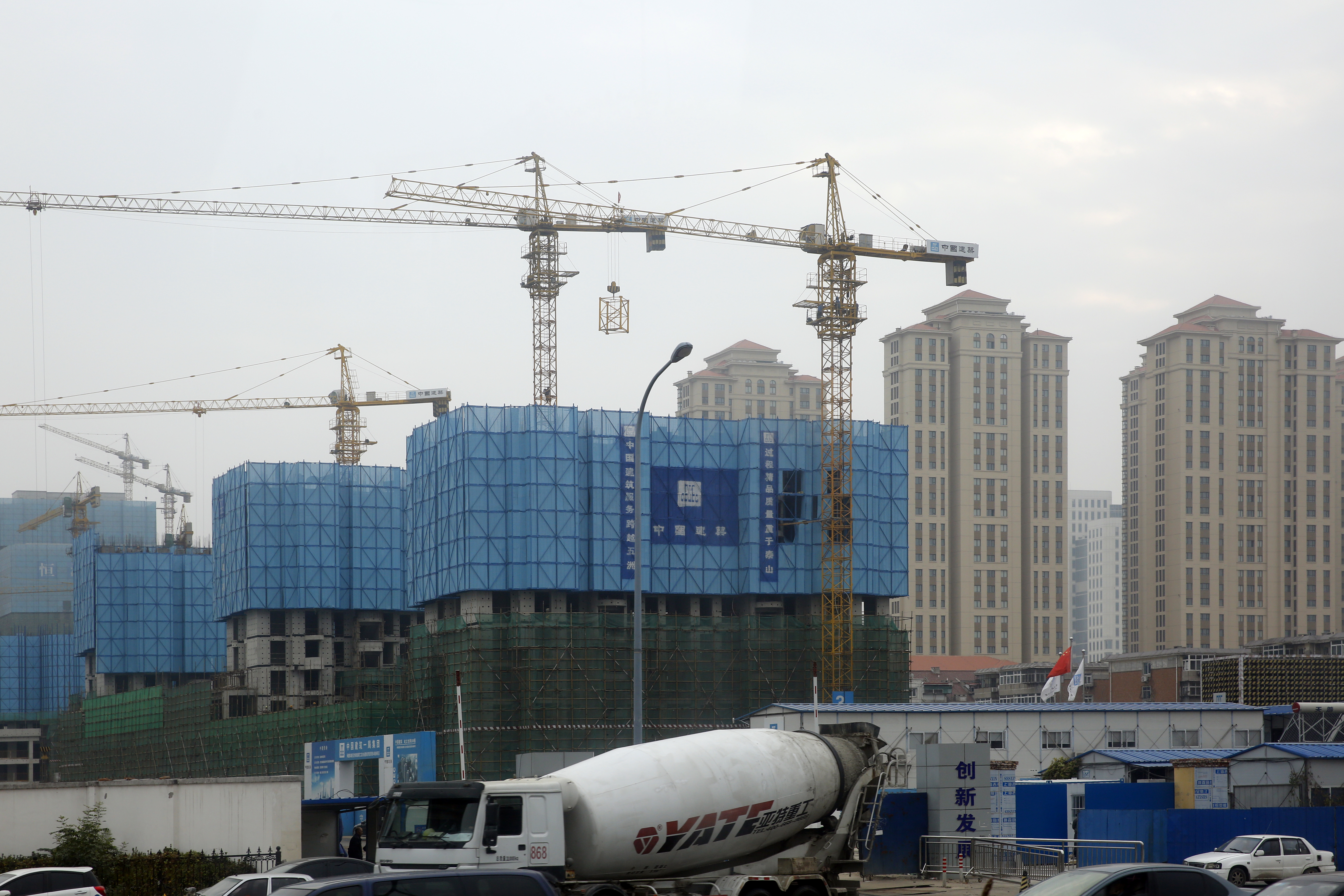 大陸地產商是主要發債者之一，受疫情衝擊金流相當緊張。