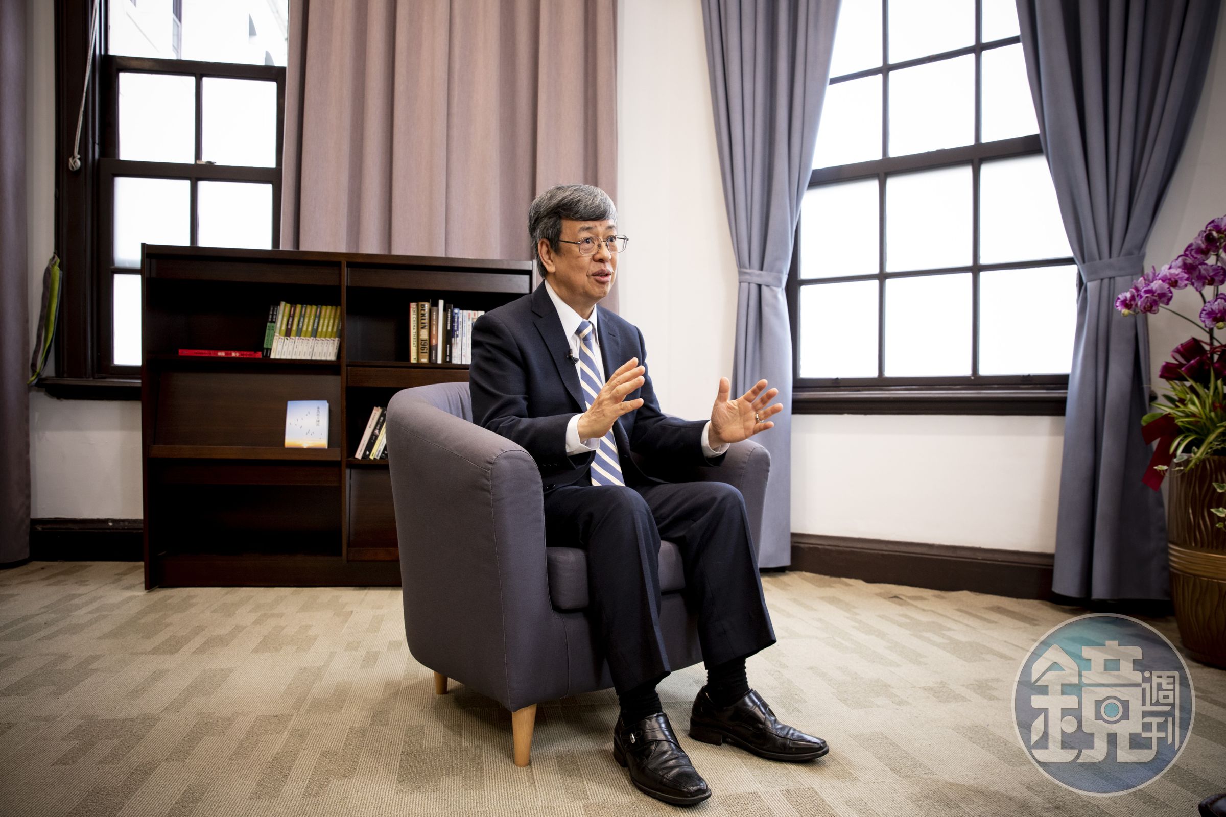 陳建仁透露，我方多次向WHO的IHR窗口主動示警疫情有人傳人可能，卻一路遭WHO漠視。