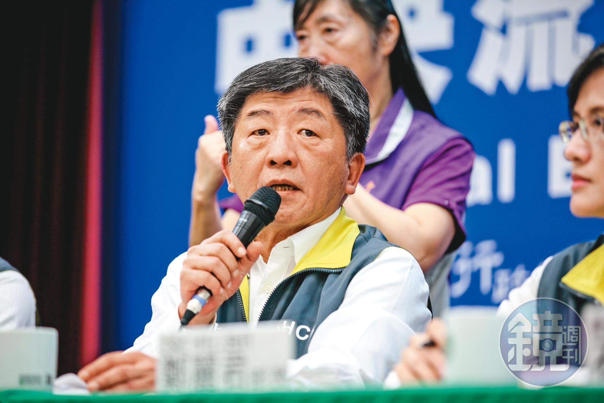 這次抗疫陳建仁扮演幕後重要顧問,陳時中(圖)還曾為了遊義大利確診的一家4口請教他的意見。