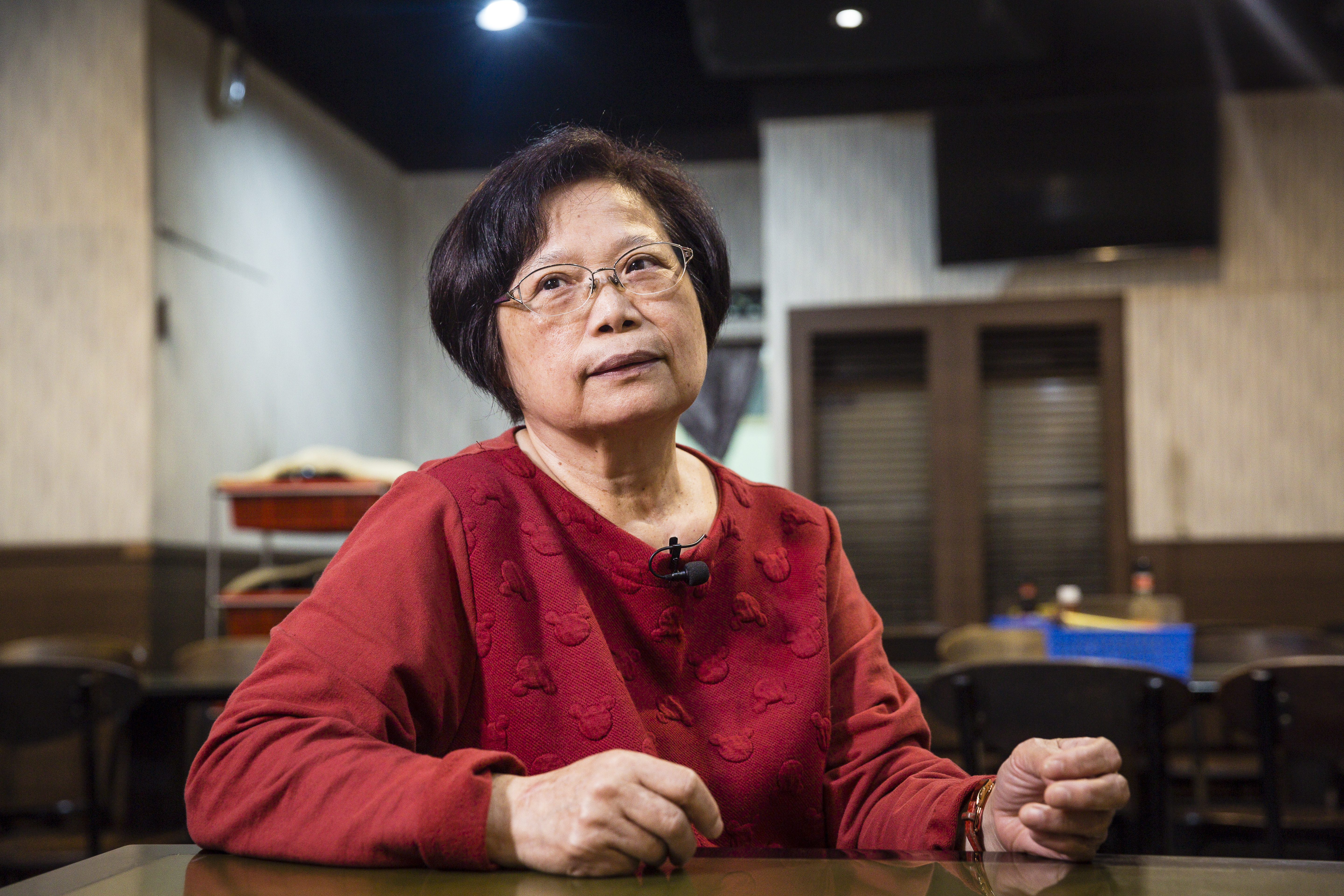 江媽媽康素秋回憶當年邊帶孩子邊做生意，雖然辛苦，但她與老公並不氣餒，還曾經在夜市做24小時，只為了測試哪個時段生意好。