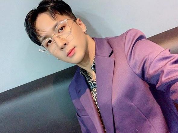 RAVI的保時捷被一對學生情侶撞壞,但卻未向對方收取修理費。(翻攝自RAVI IG)