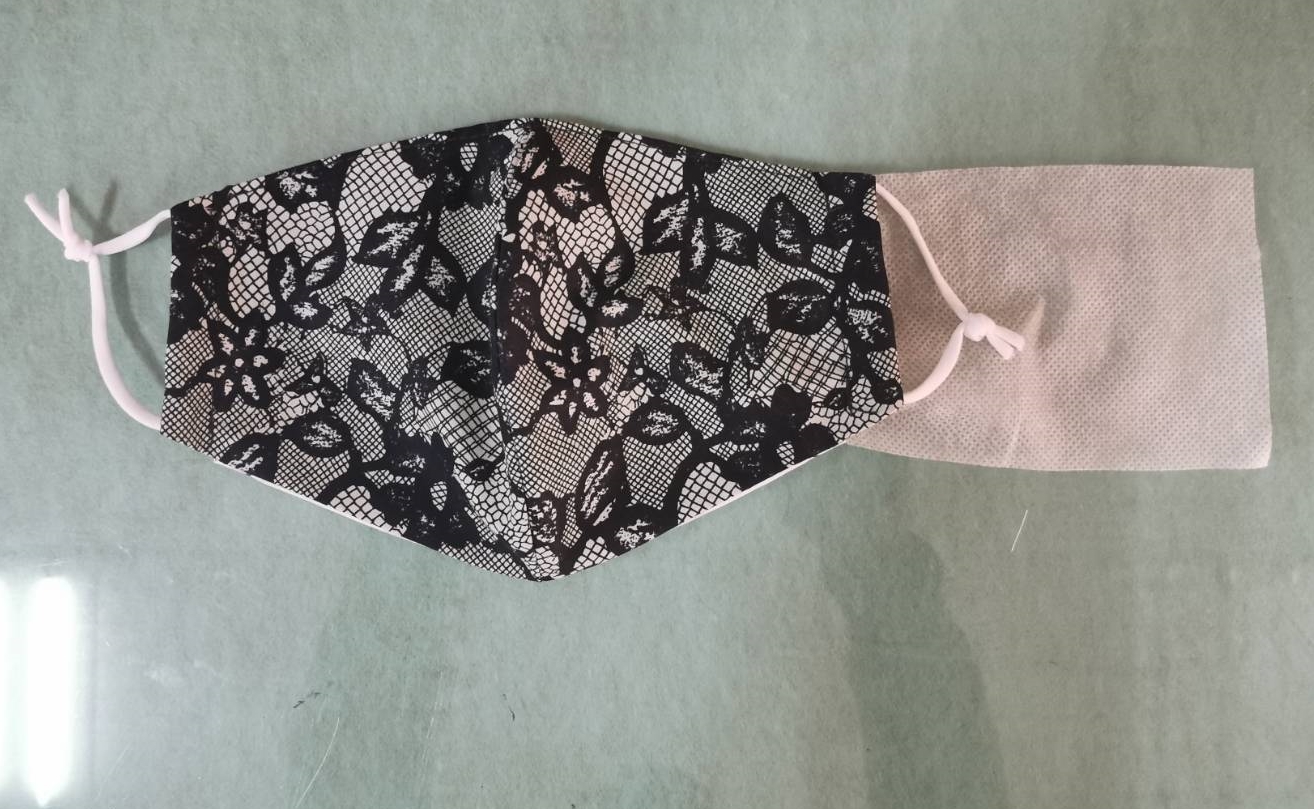 布口罩明起解禁消息曝光後，引發許多民眾熱議，還有網友歪樓留言「這個陳超明率阿嬤也可做！」（翻攝自陳超明臉書）