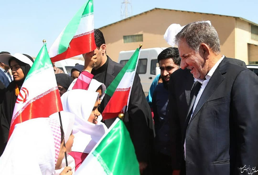 伊朗63歲的第一副總統賈汗吉里確診武漢肺炎，遭到隔離治療。（翻攝自eshaqjahangiri Instagram）