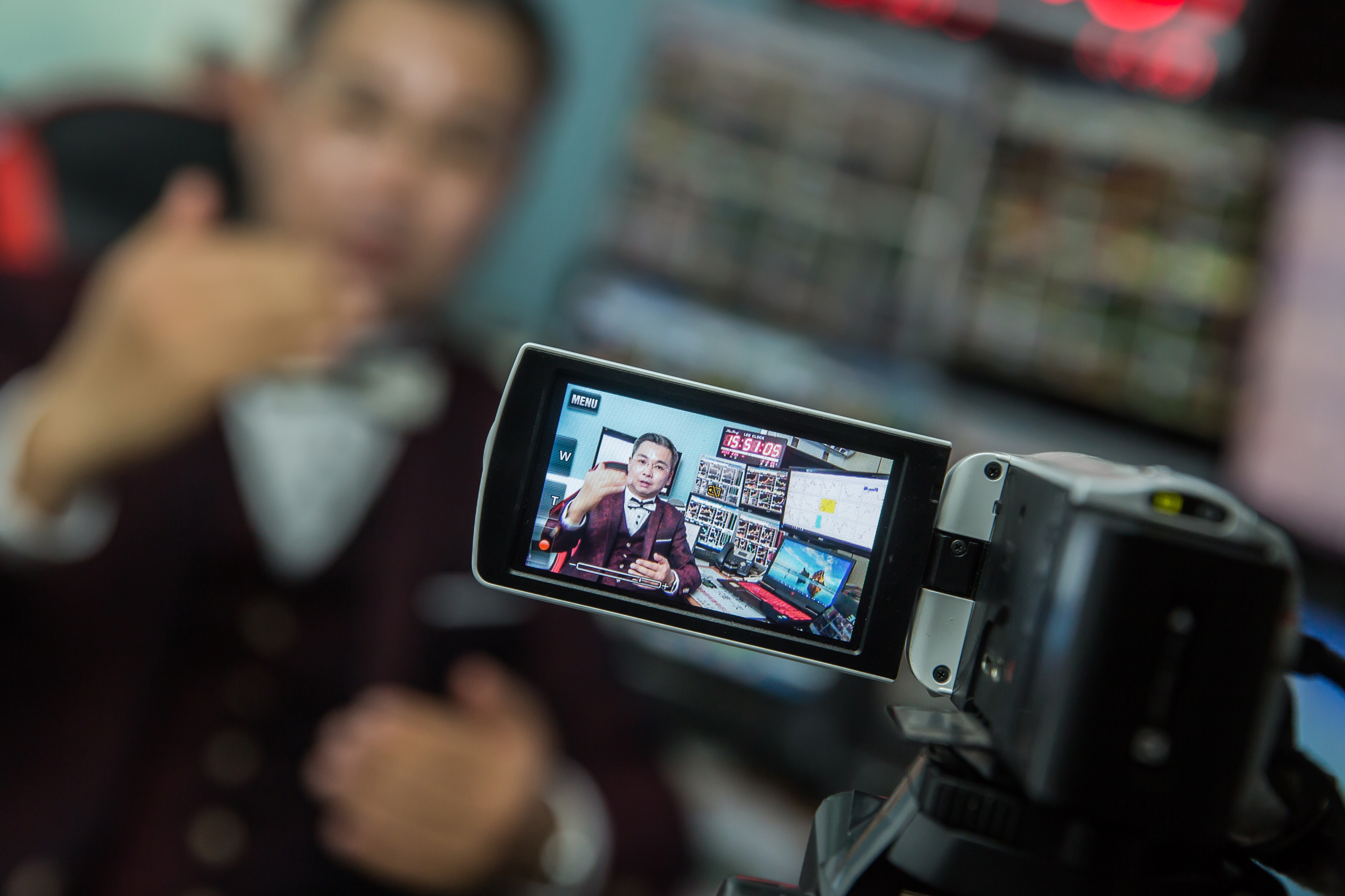 朱晏廷操作上以賺價差為主，他說因為那是自己的能力圈。