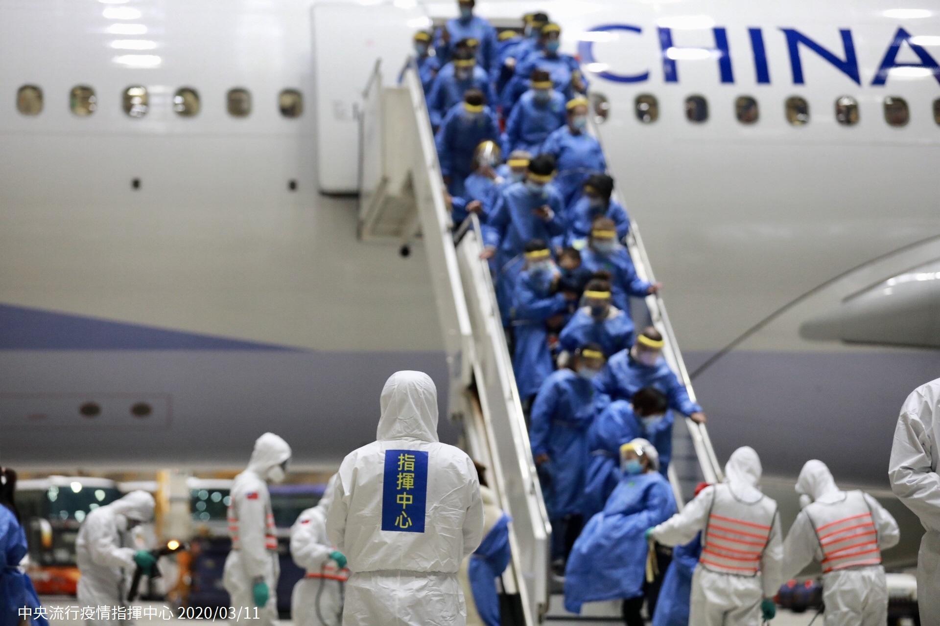 第2批武漢包機361人一採全數陰性。(中央疫情指揮中心提供)