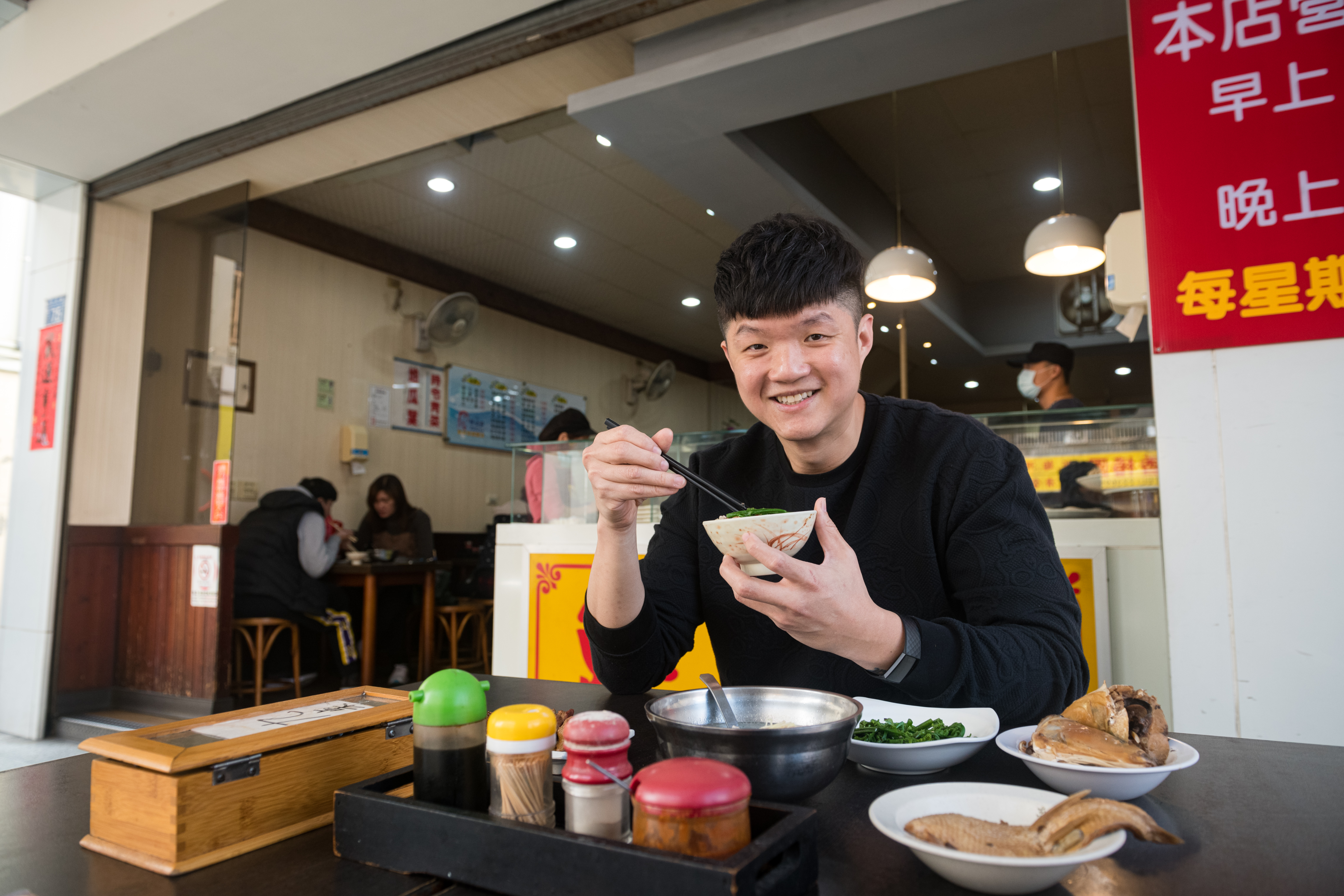 來自新加坡的台中「JL Studio」主廚林恬耀直到吃了「鮮魚鱻」，才喜歡上台灣名產虱目魚。