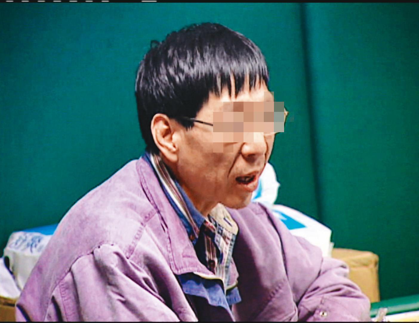 張姓老闆面對警方偵訊,始終不肯認罪。(東森新聞提供)