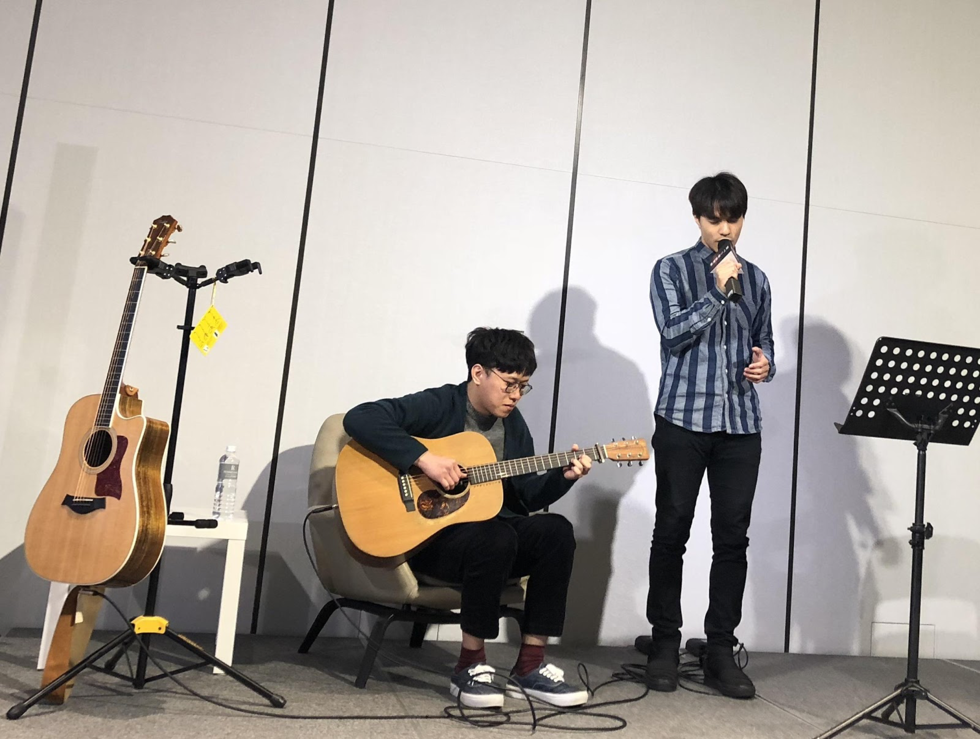 音樂串流時代，全球當紅歌曲占比是少數，絕大多數的歌曲沒人聽，對獨立音樂創作人造成生計衝擊。（劉慧茹攝）